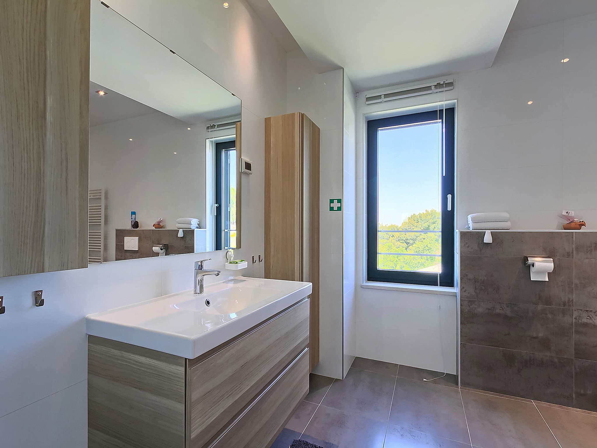 Bathroom / Wellness