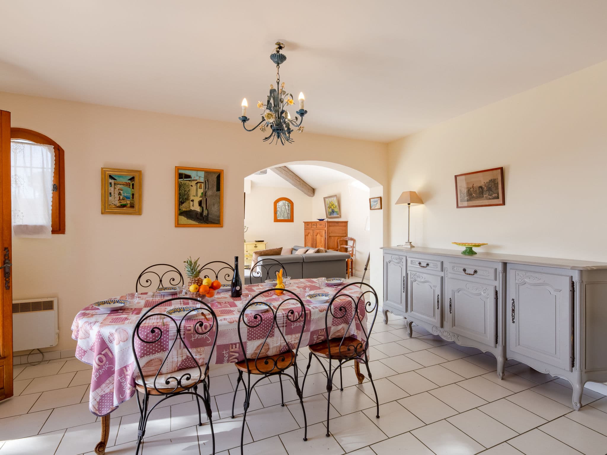 Kitchen / Dining Room