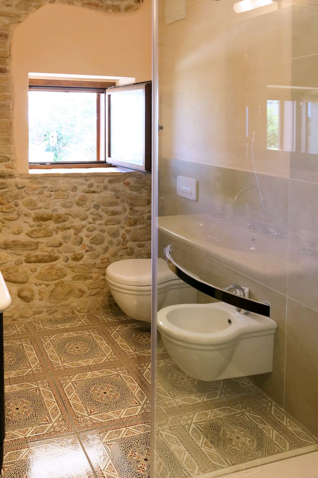 Bathroom / Wellness