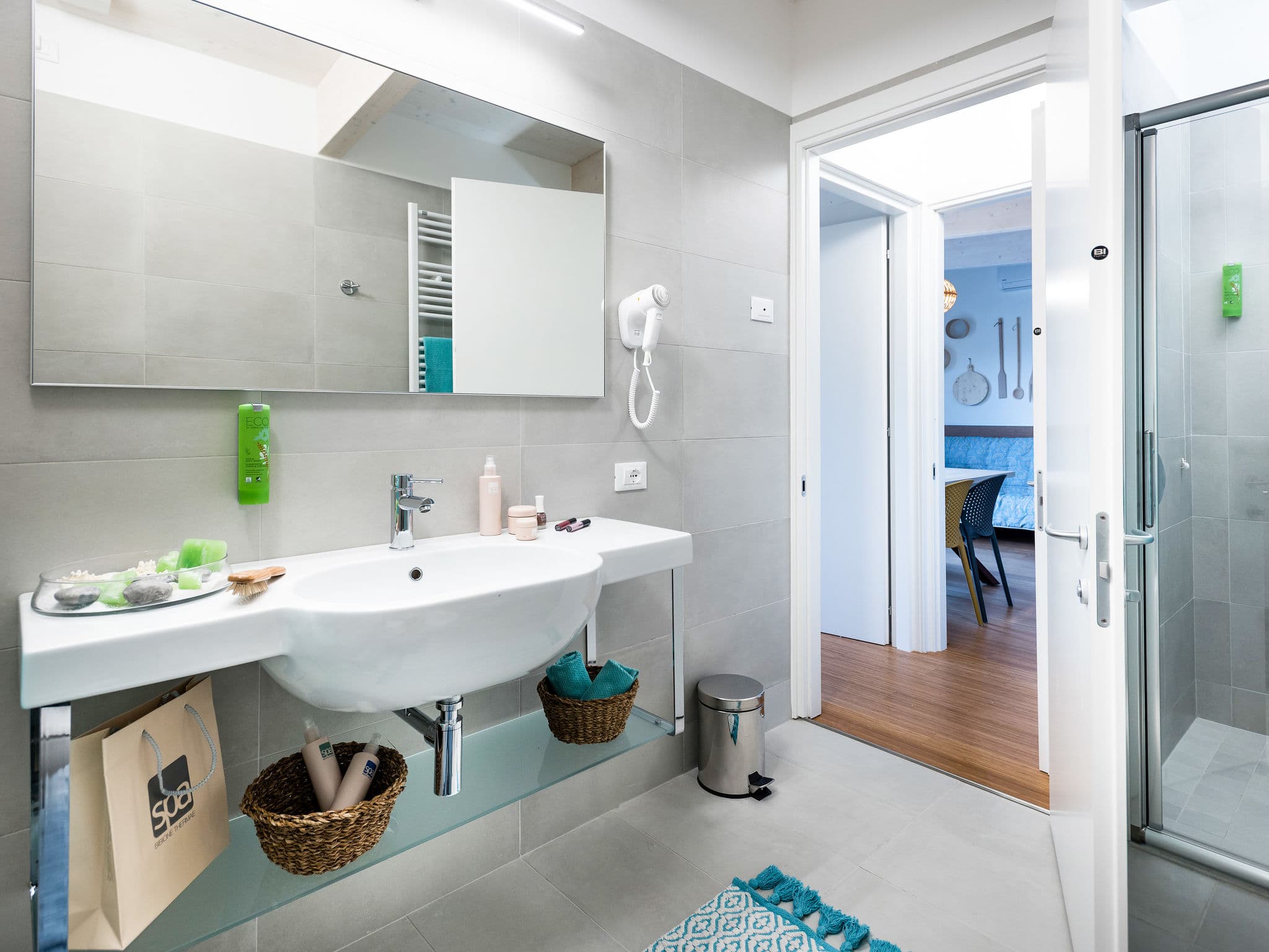 Bathroom / Wellness