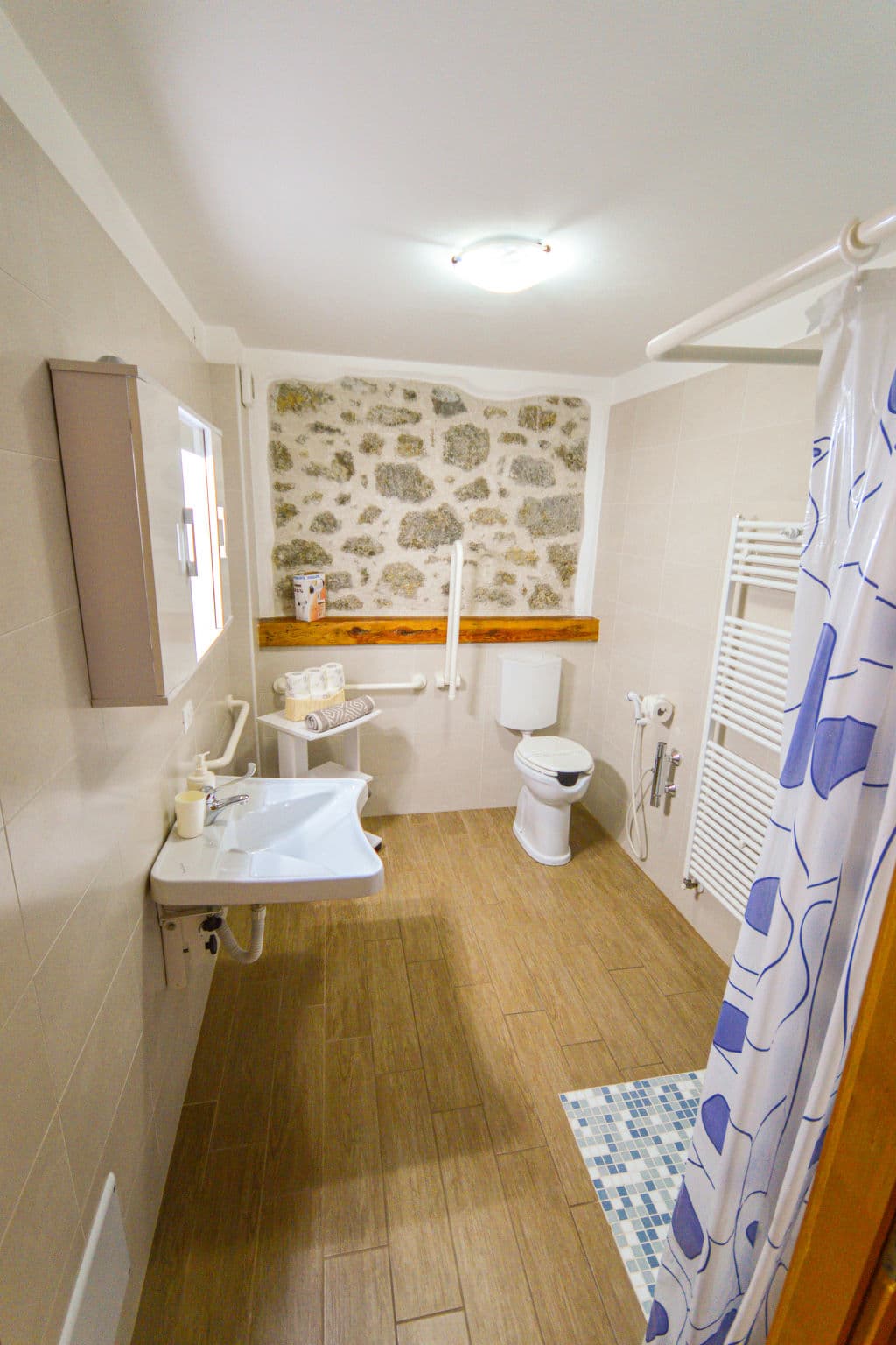 Bathroom / Wellness