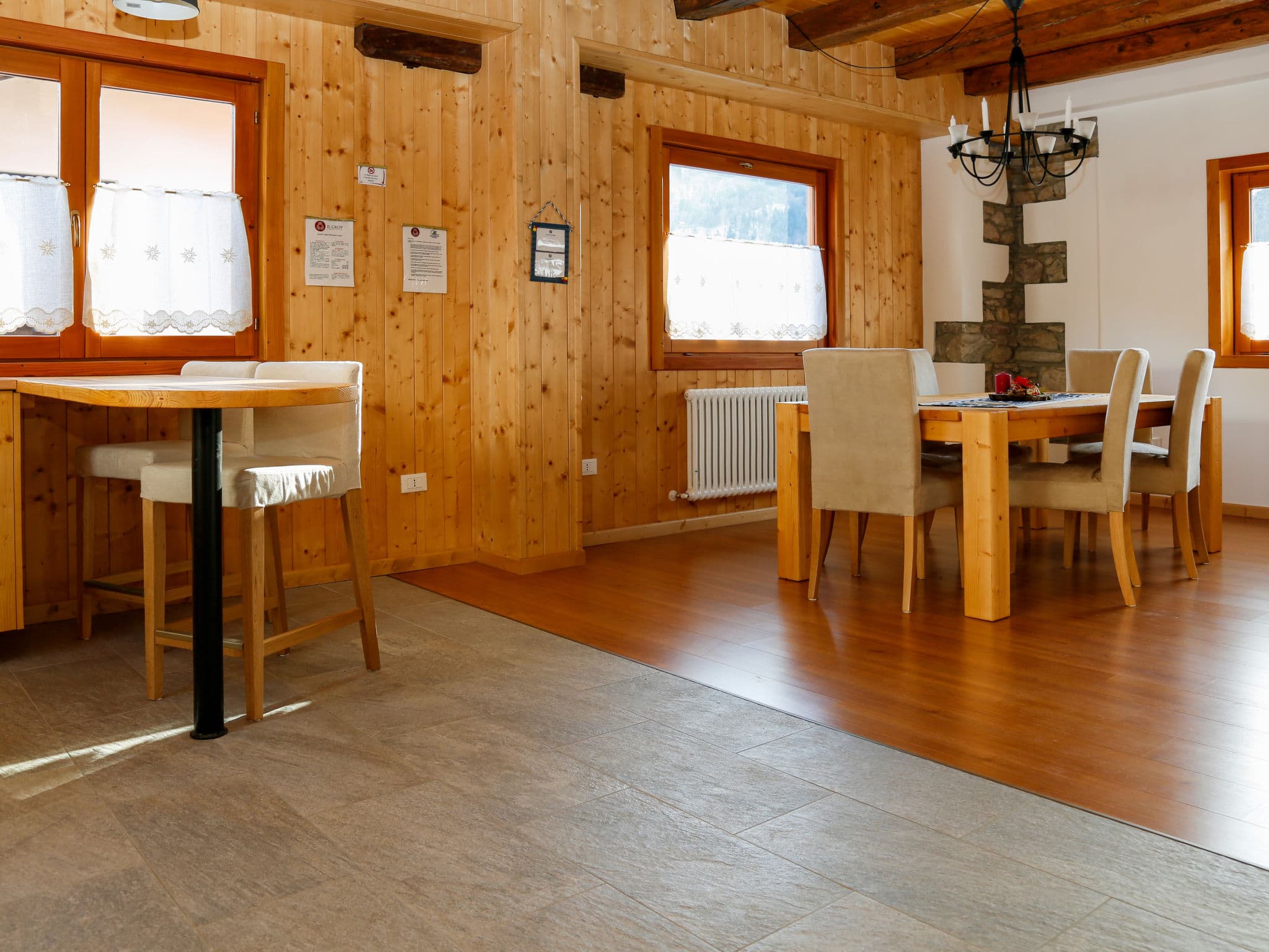 Kitchen / Dining Room
