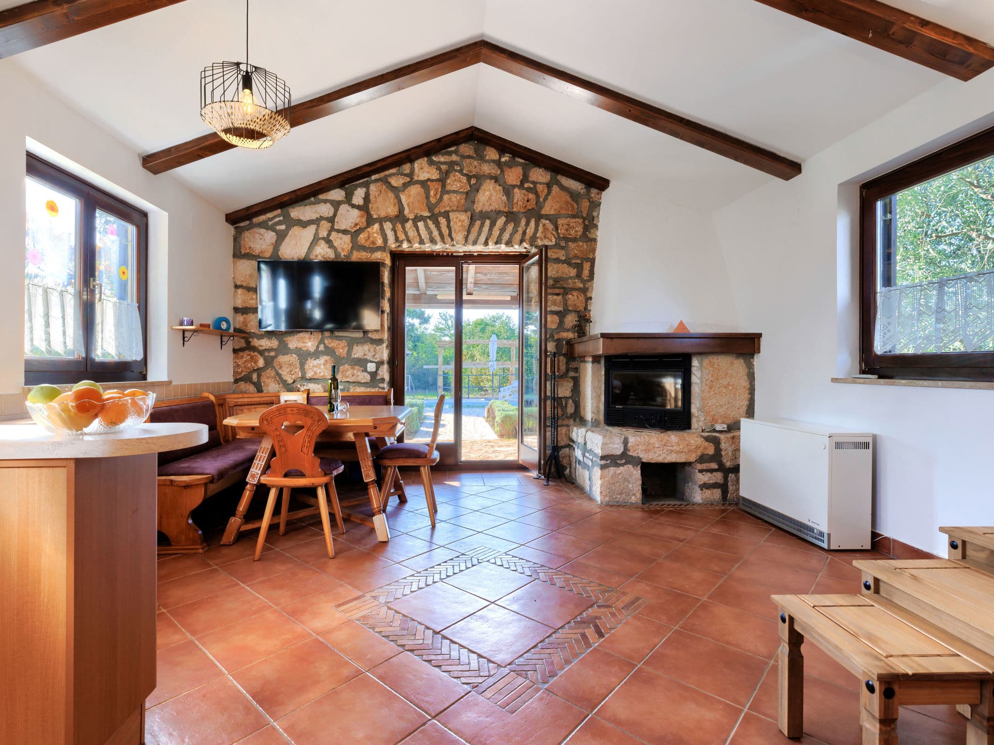 Kitchen / Dining Room