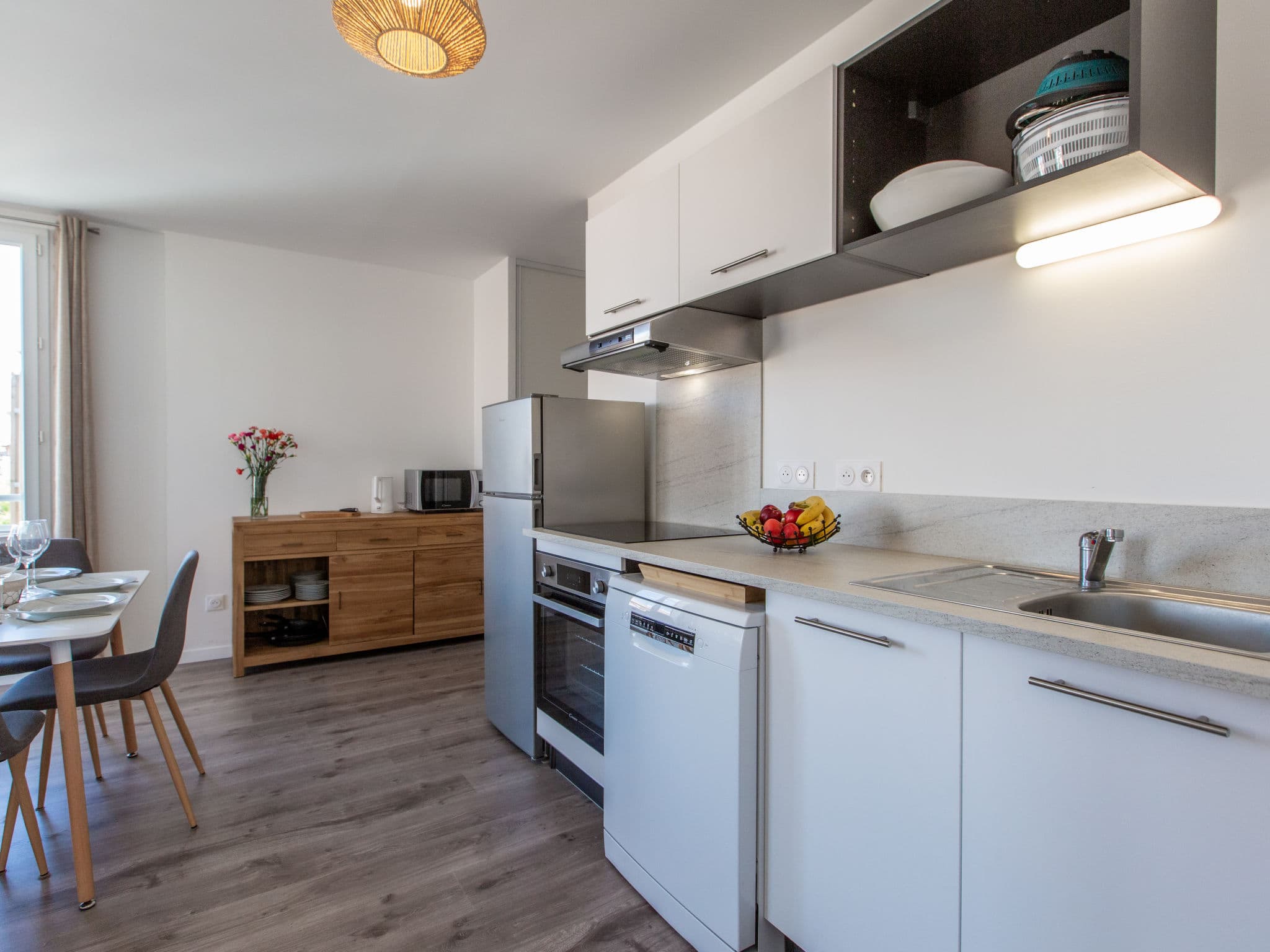 Kitchen / Dining Room