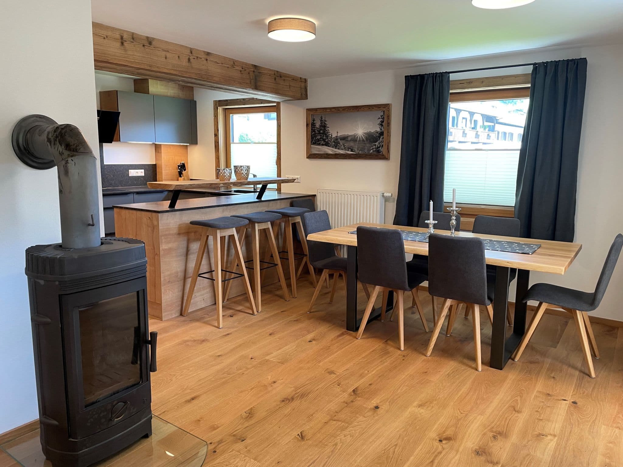 Kitchen / Dining Room