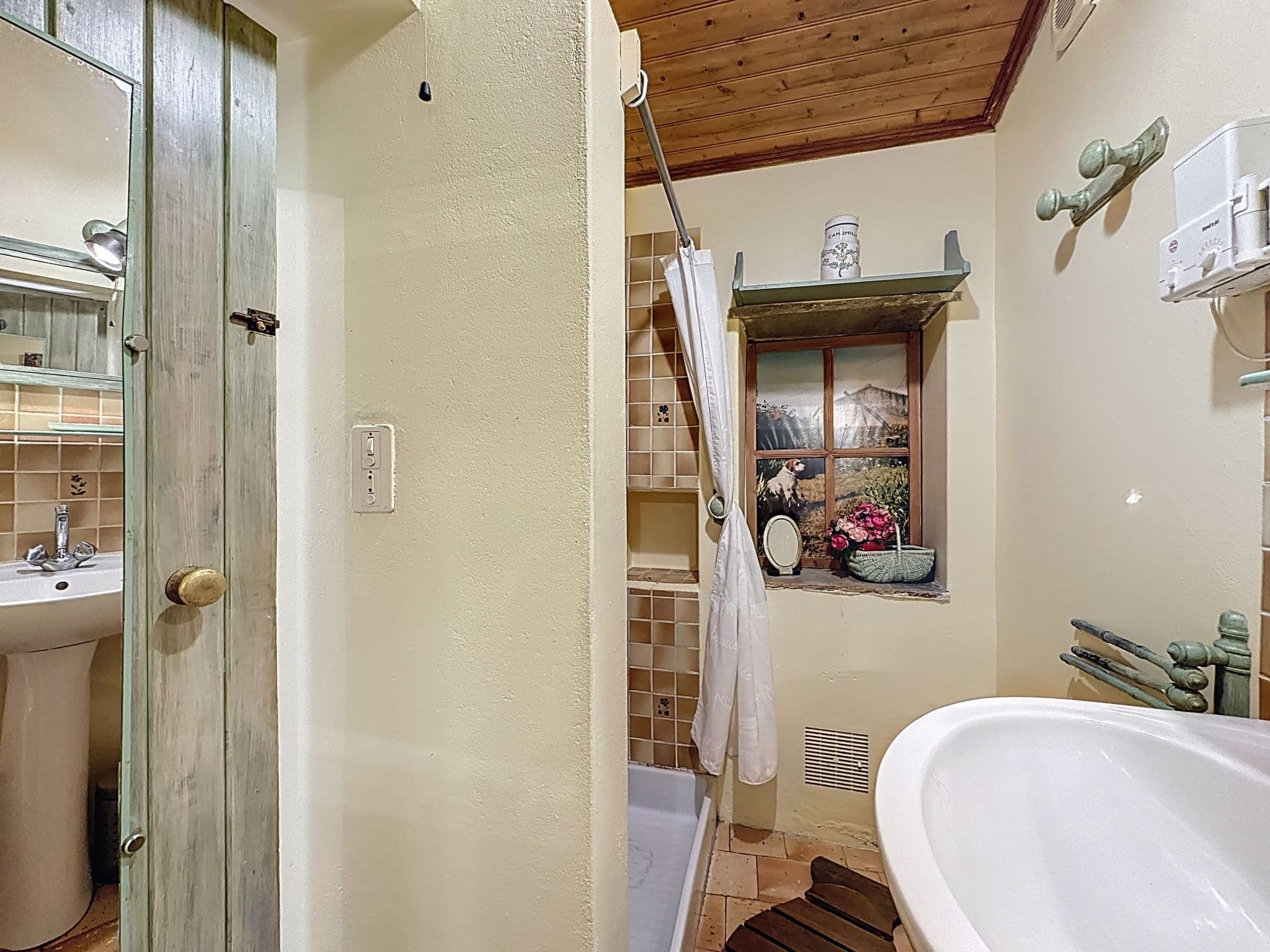 Bathroom / Wellness