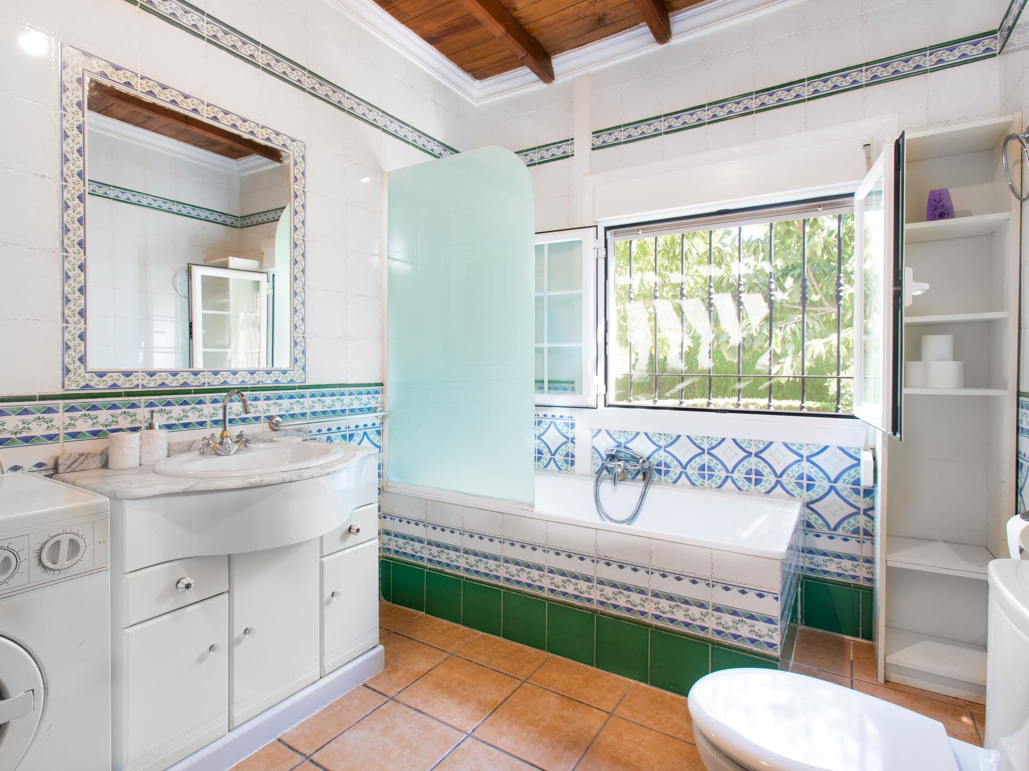 Bathroom / Wellness
