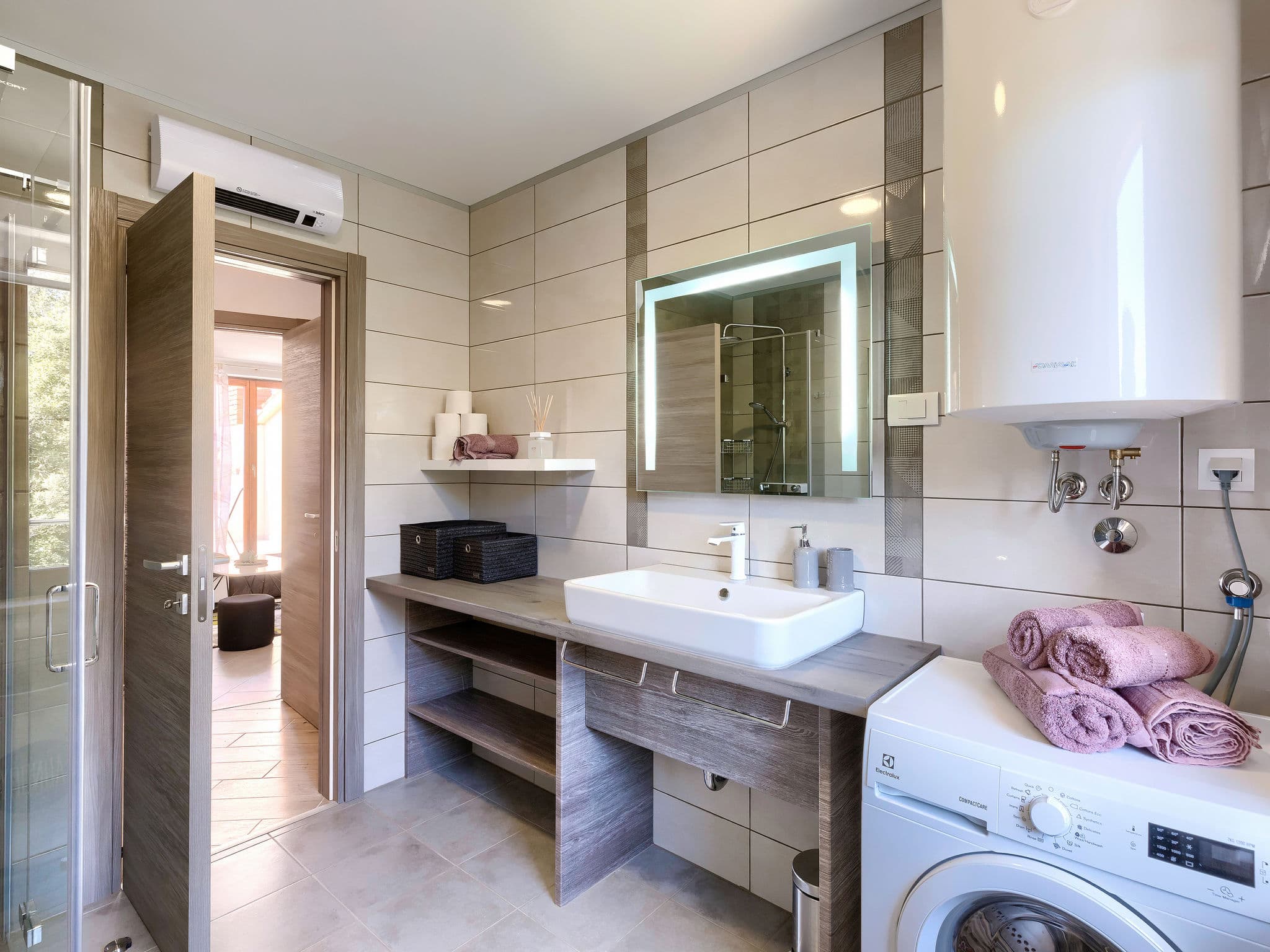 Bathroom / Wellness