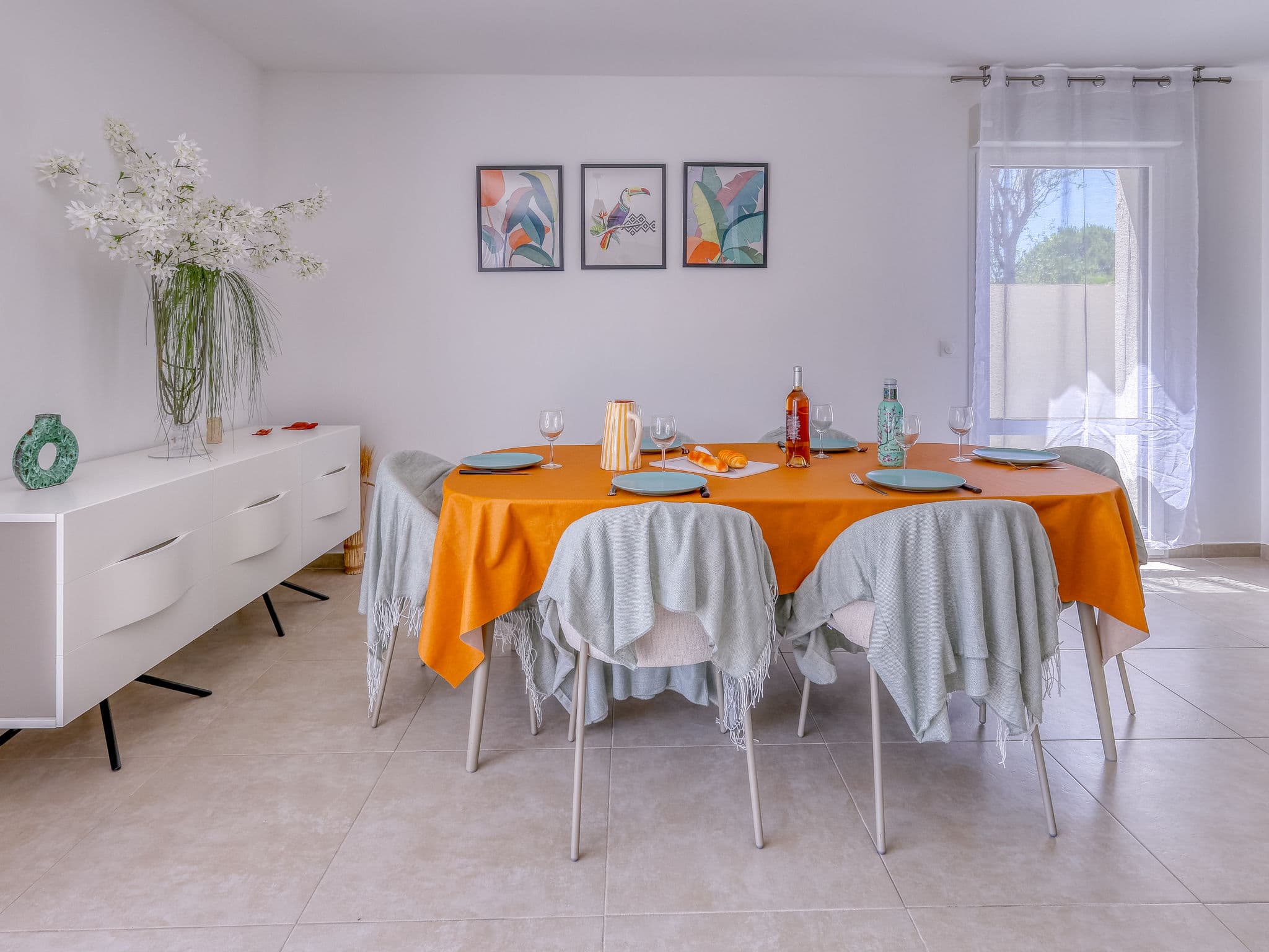 Kitchen / Dining Room