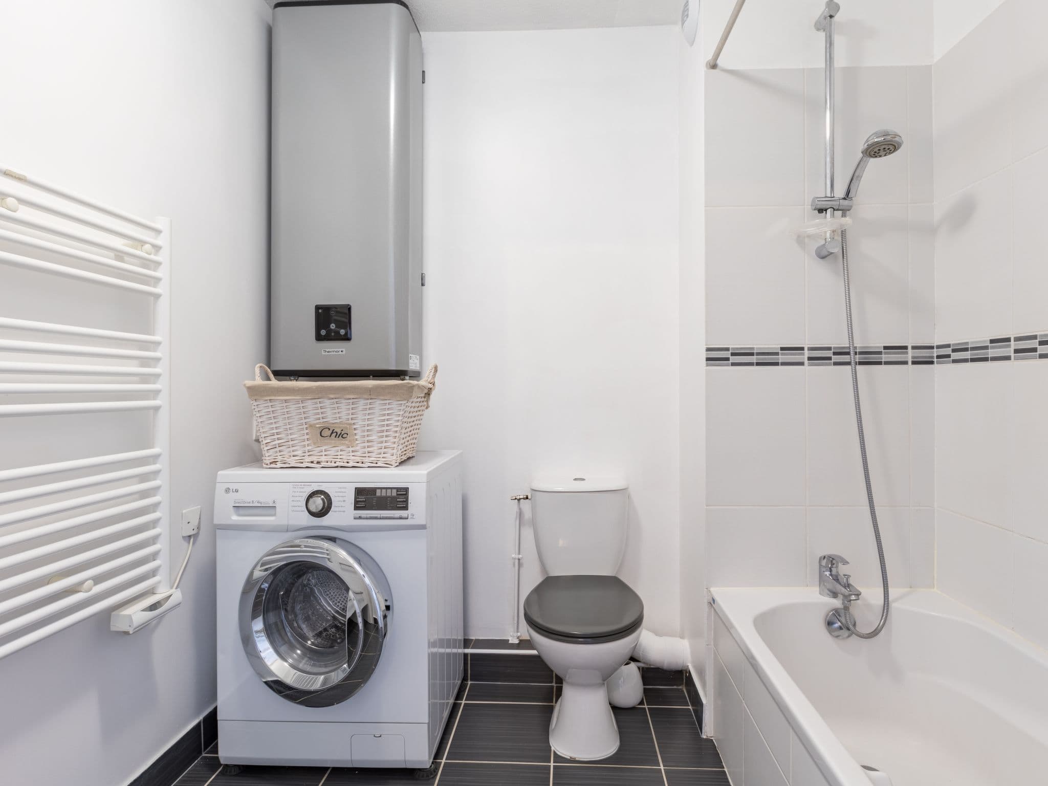 Bathroom / Wellness