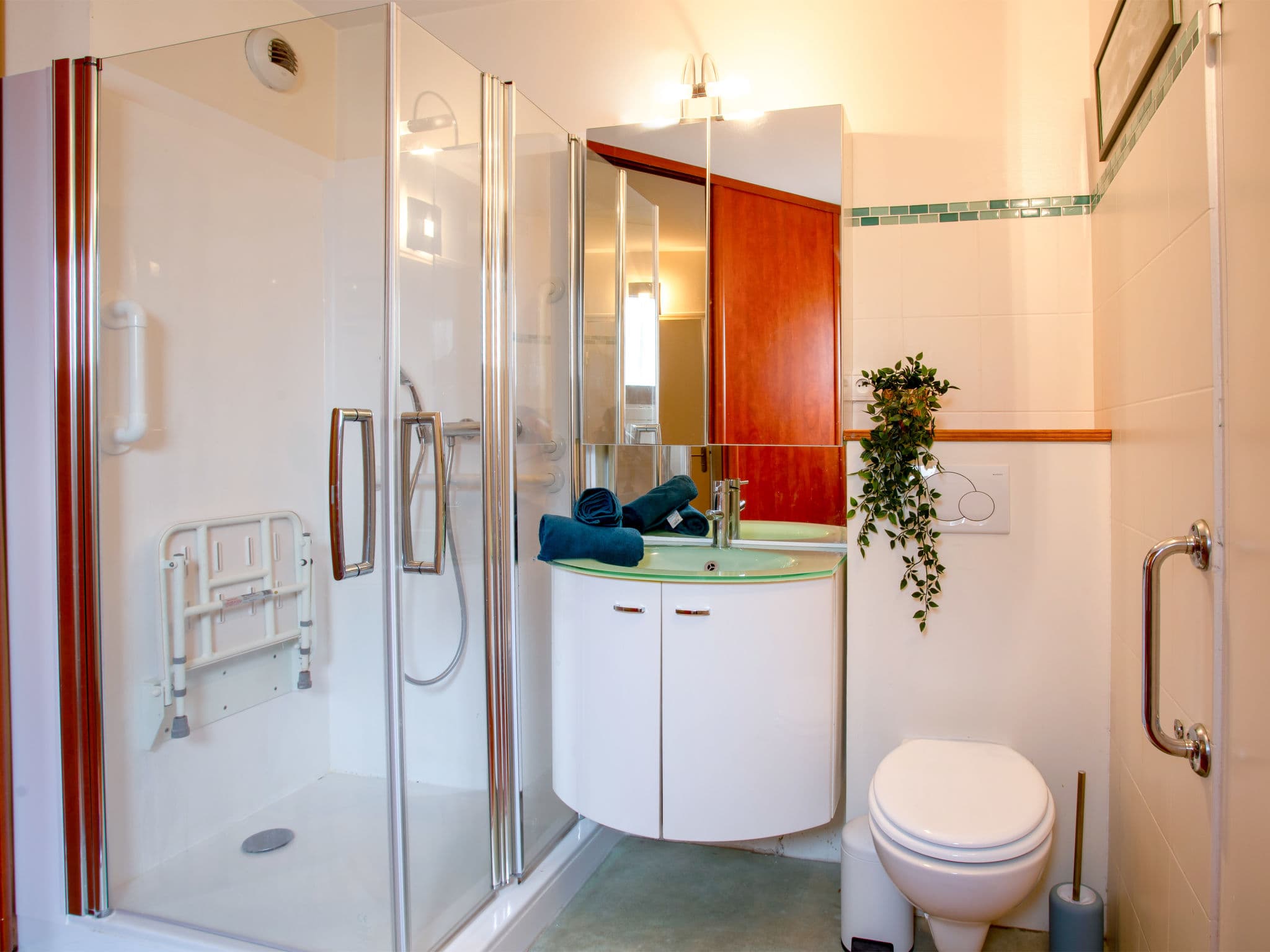 Bathroom / Wellness