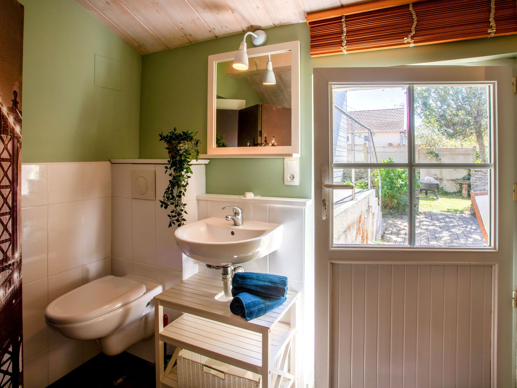 Bathroom / Wellness
