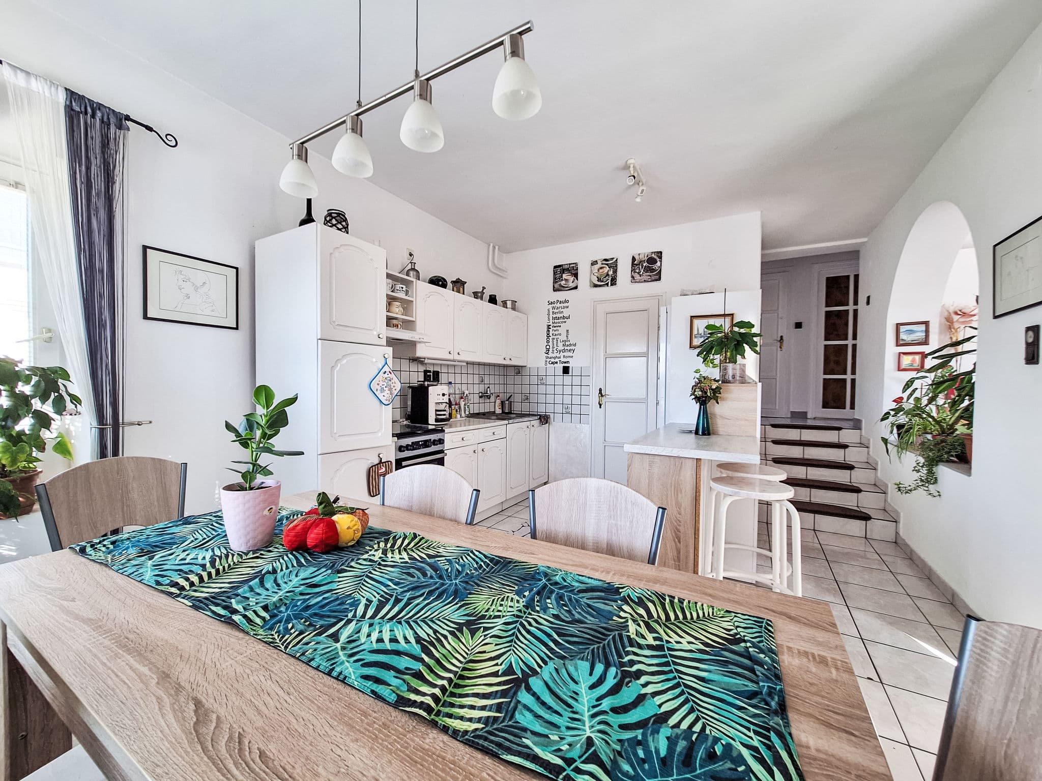 Kitchen / Dining Room