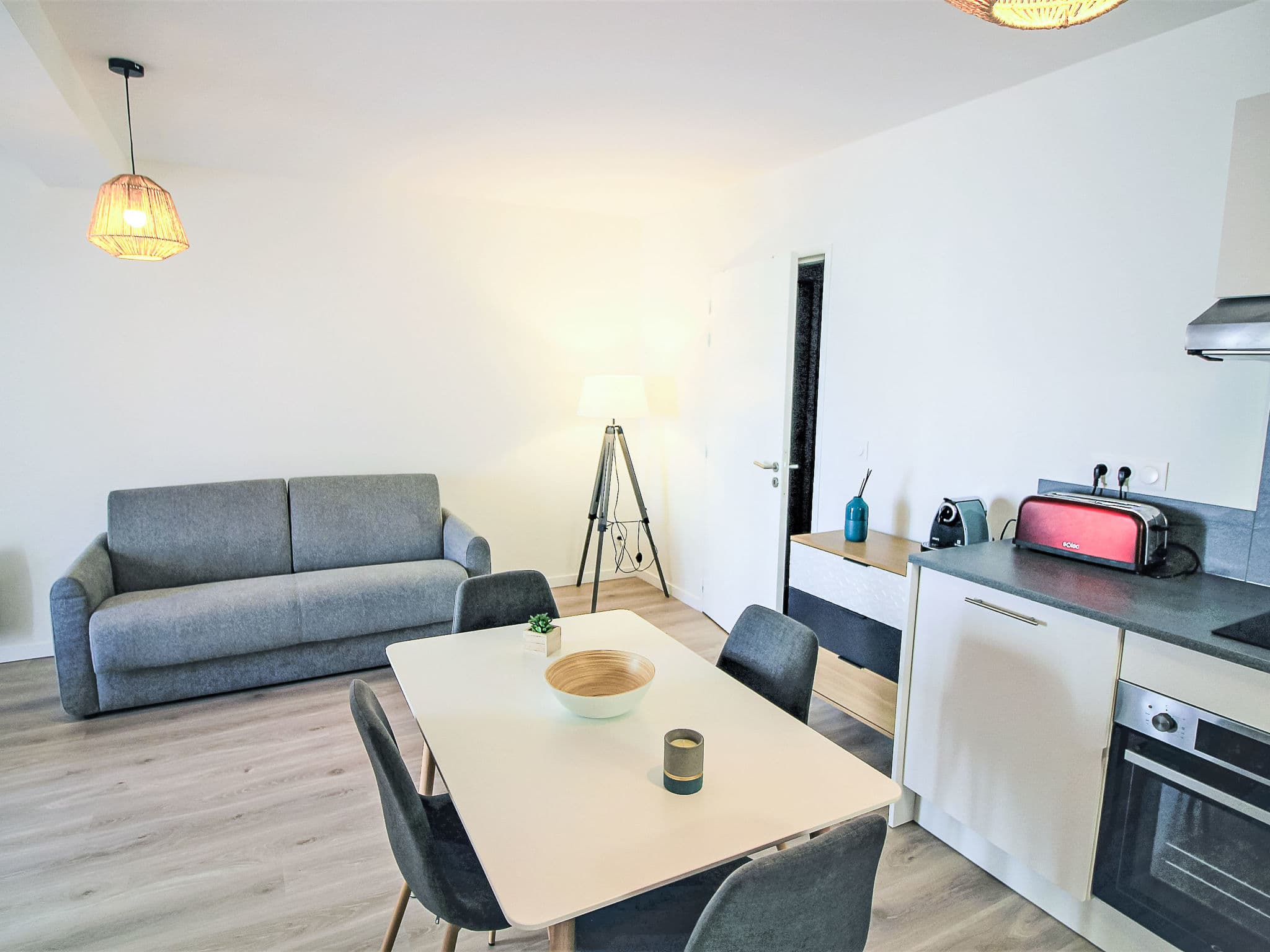 Kitchen / Dining Room