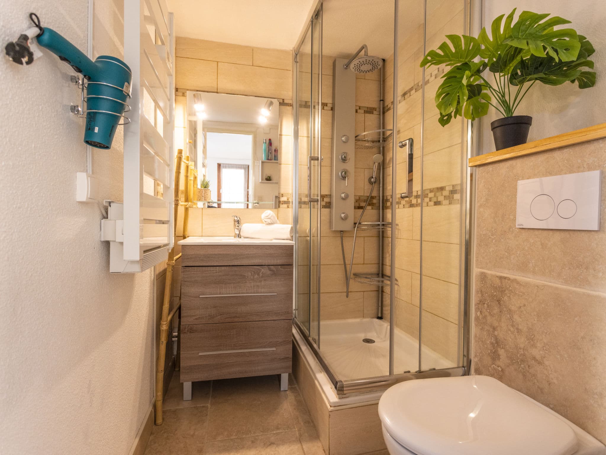 Bathroom / Wellness