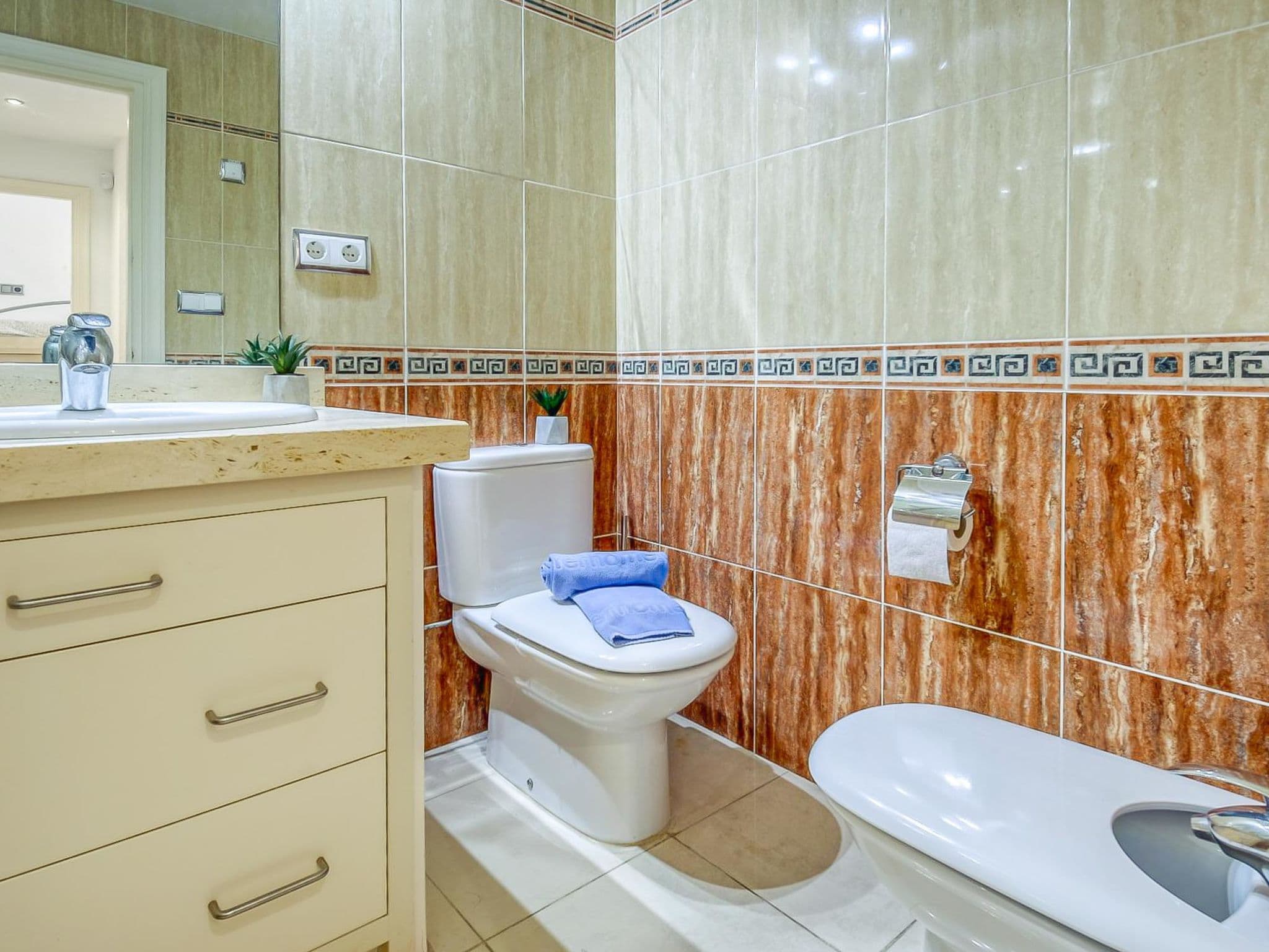 Bathroom / Wellness
