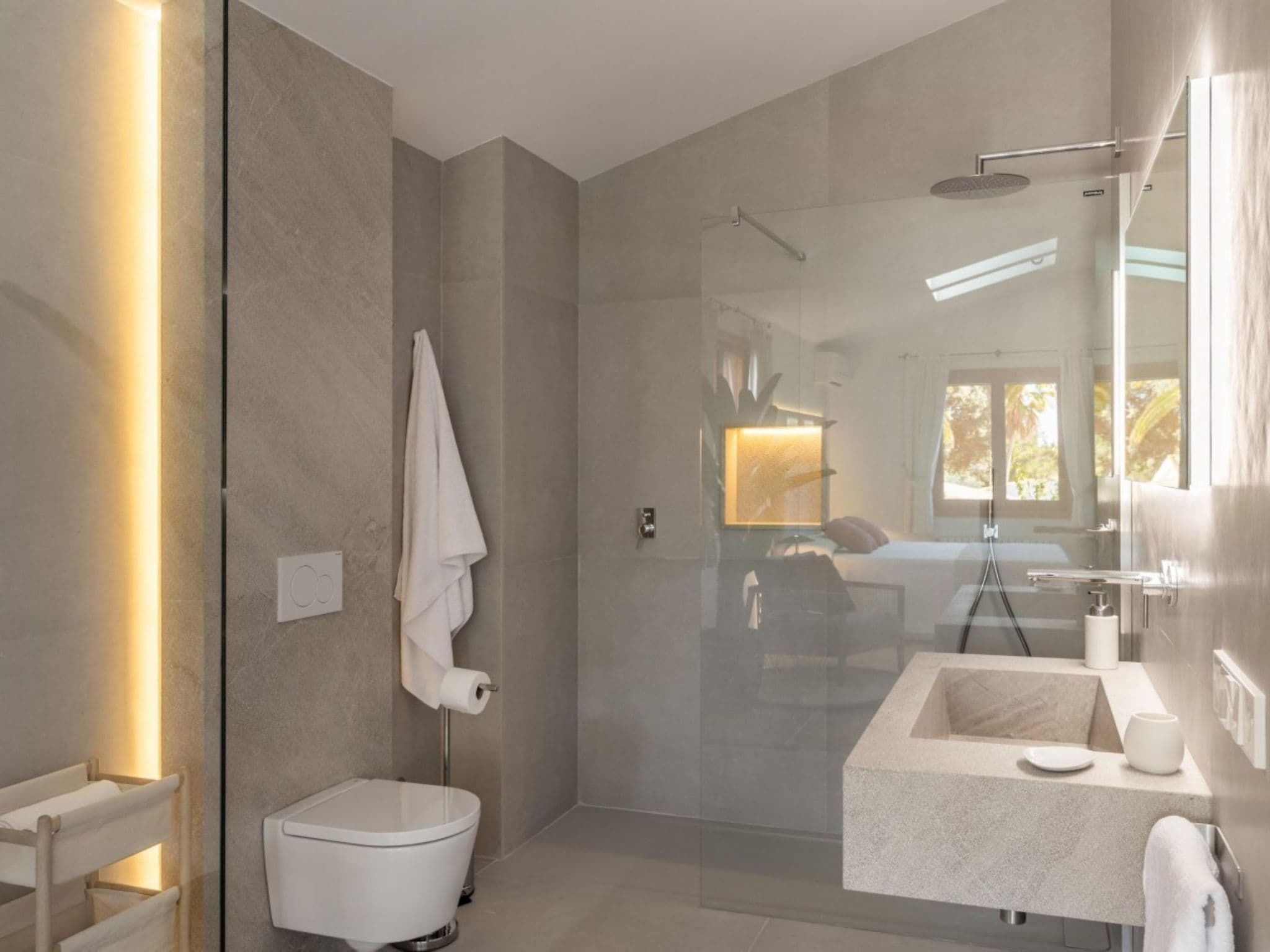 Bathroom / Wellness