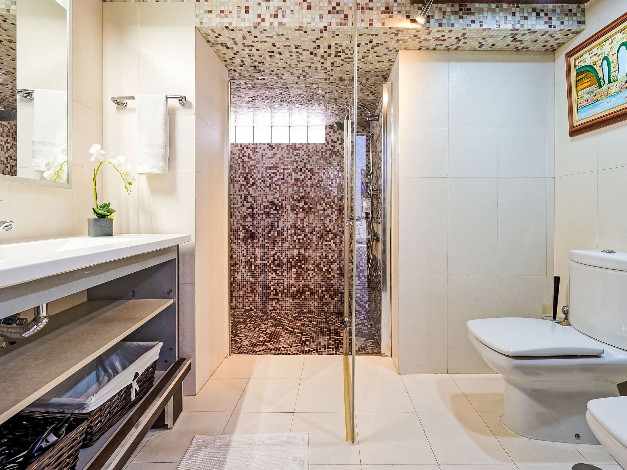 Bathroom / Wellness