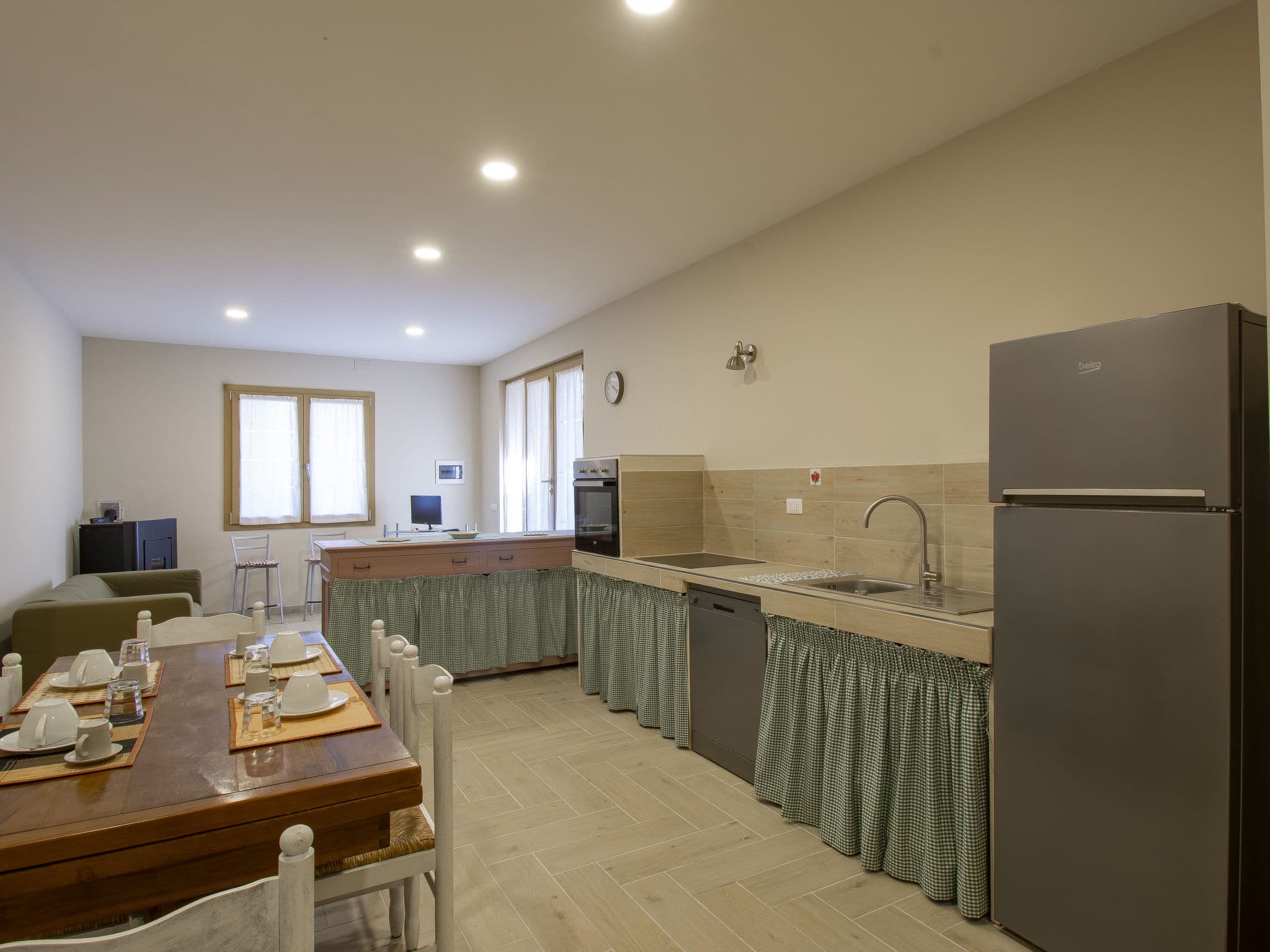 Kitchen / Dining Room