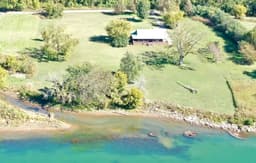 Hell Creek Cabin on the White River