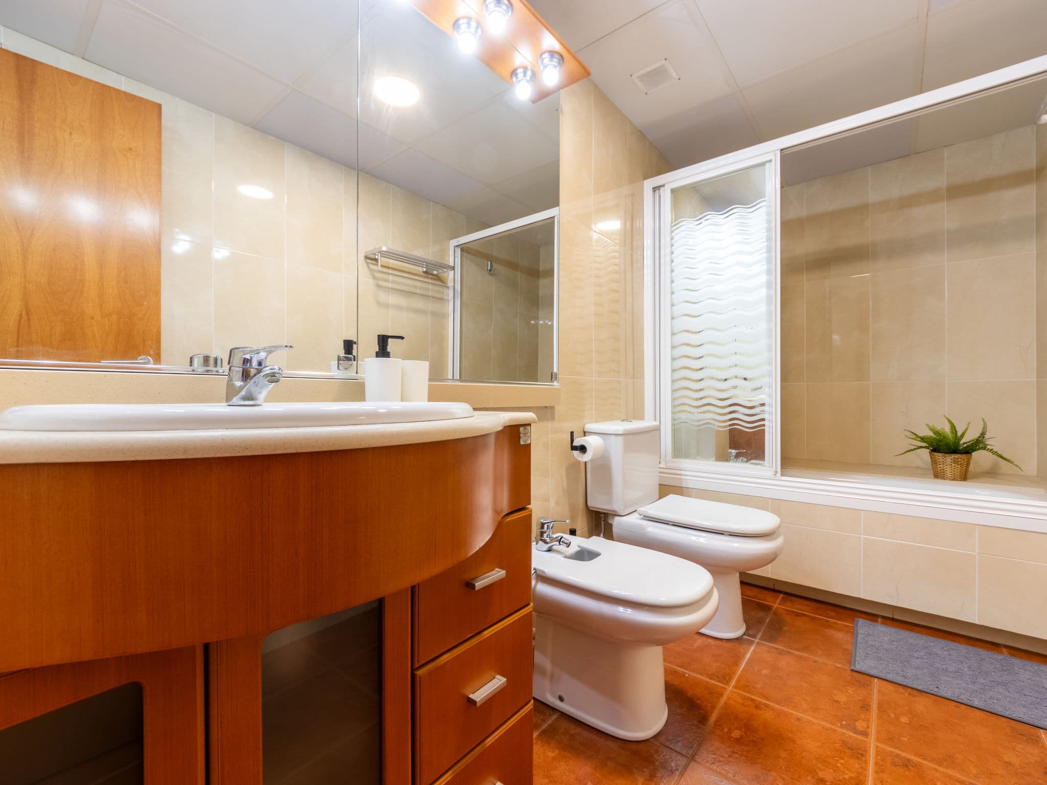 Bathroom / Wellness
