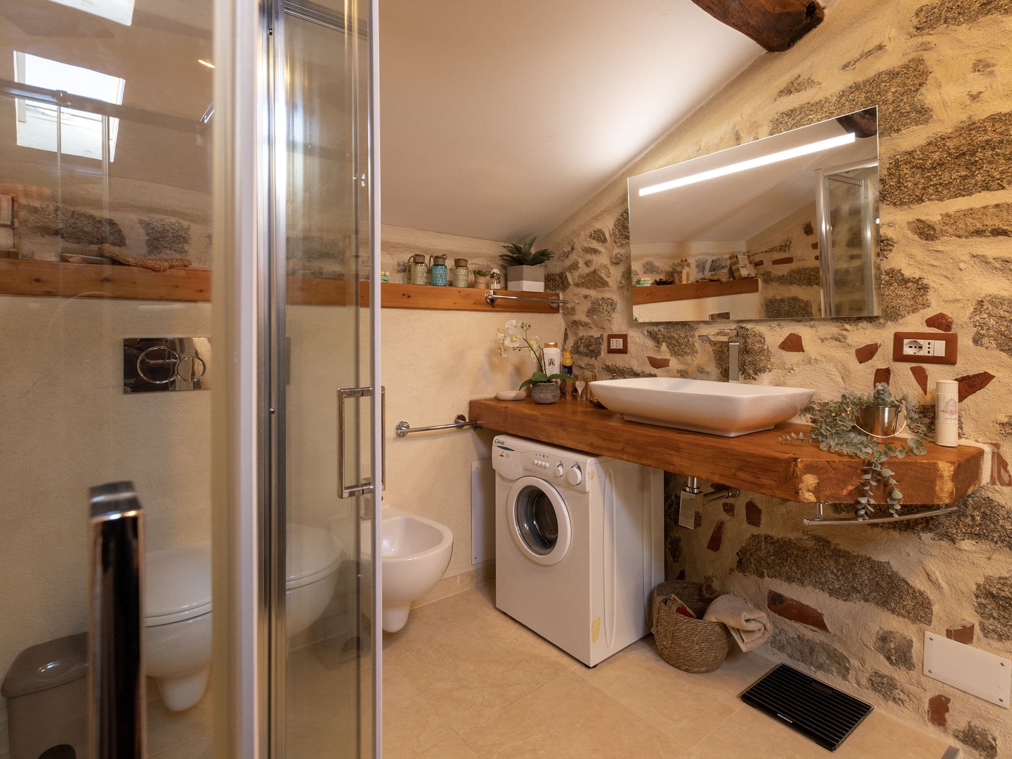Bathroom / Wellness