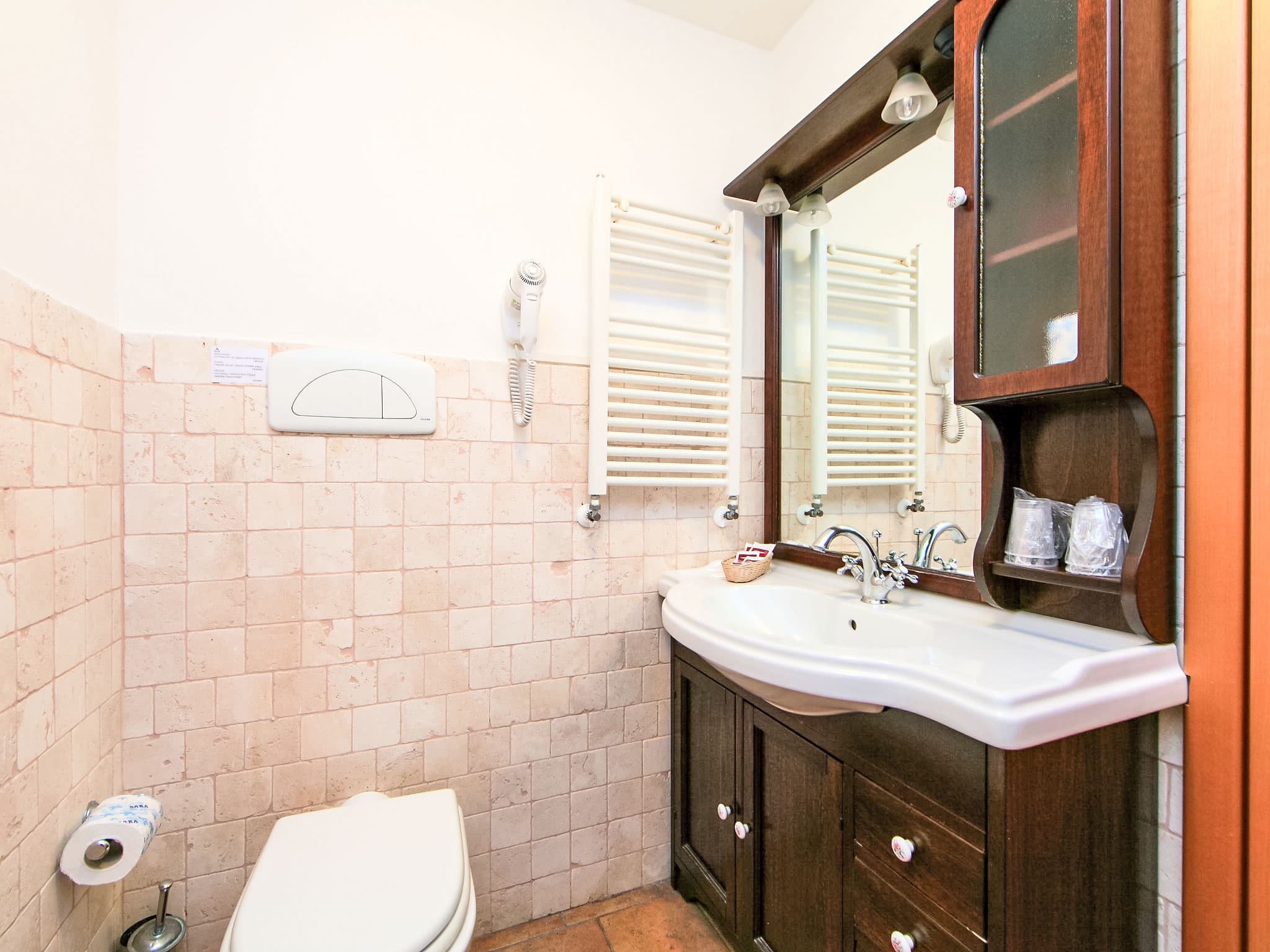 Bathroom / Wellness