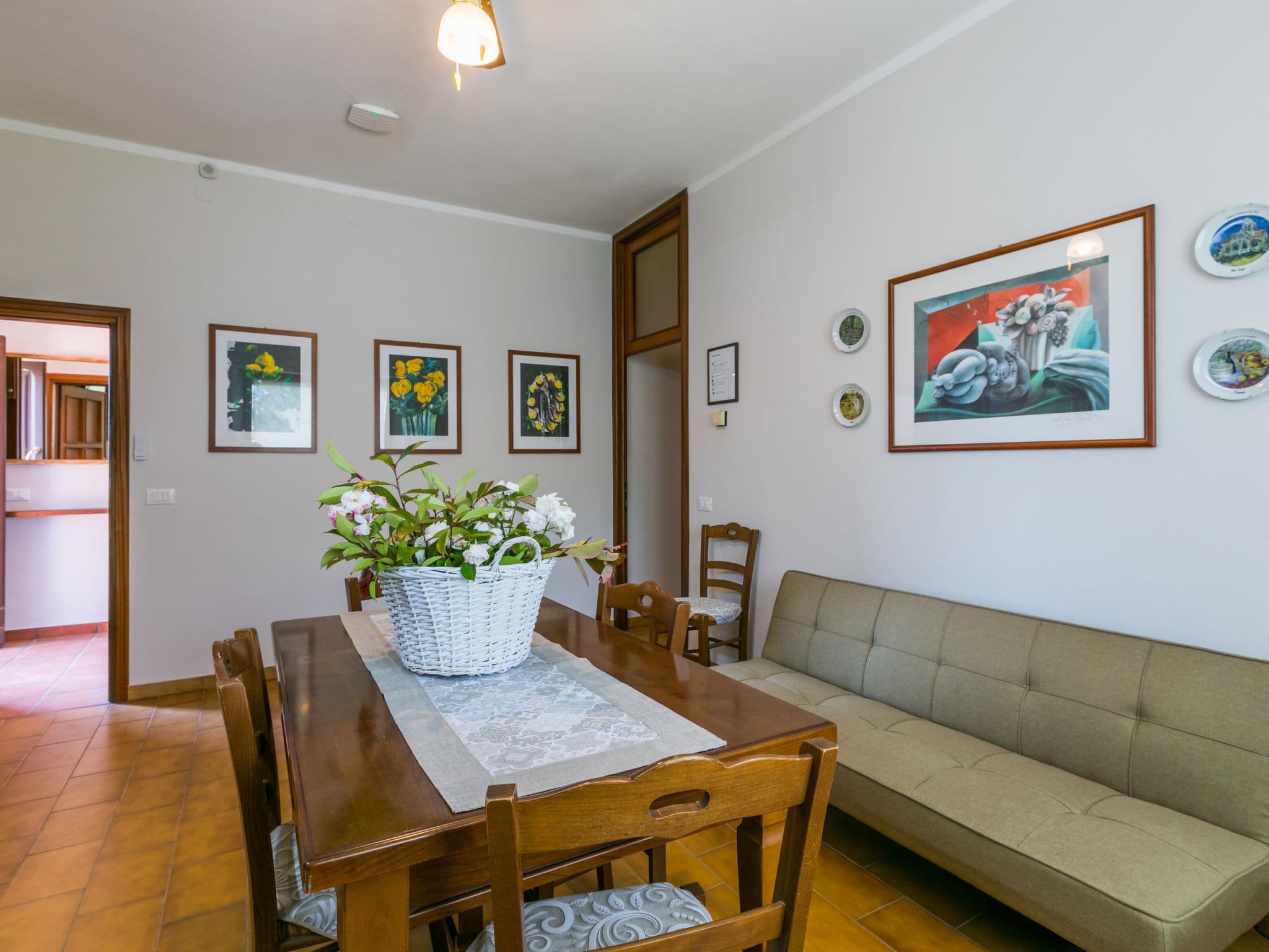 Kitchen / Dining Room