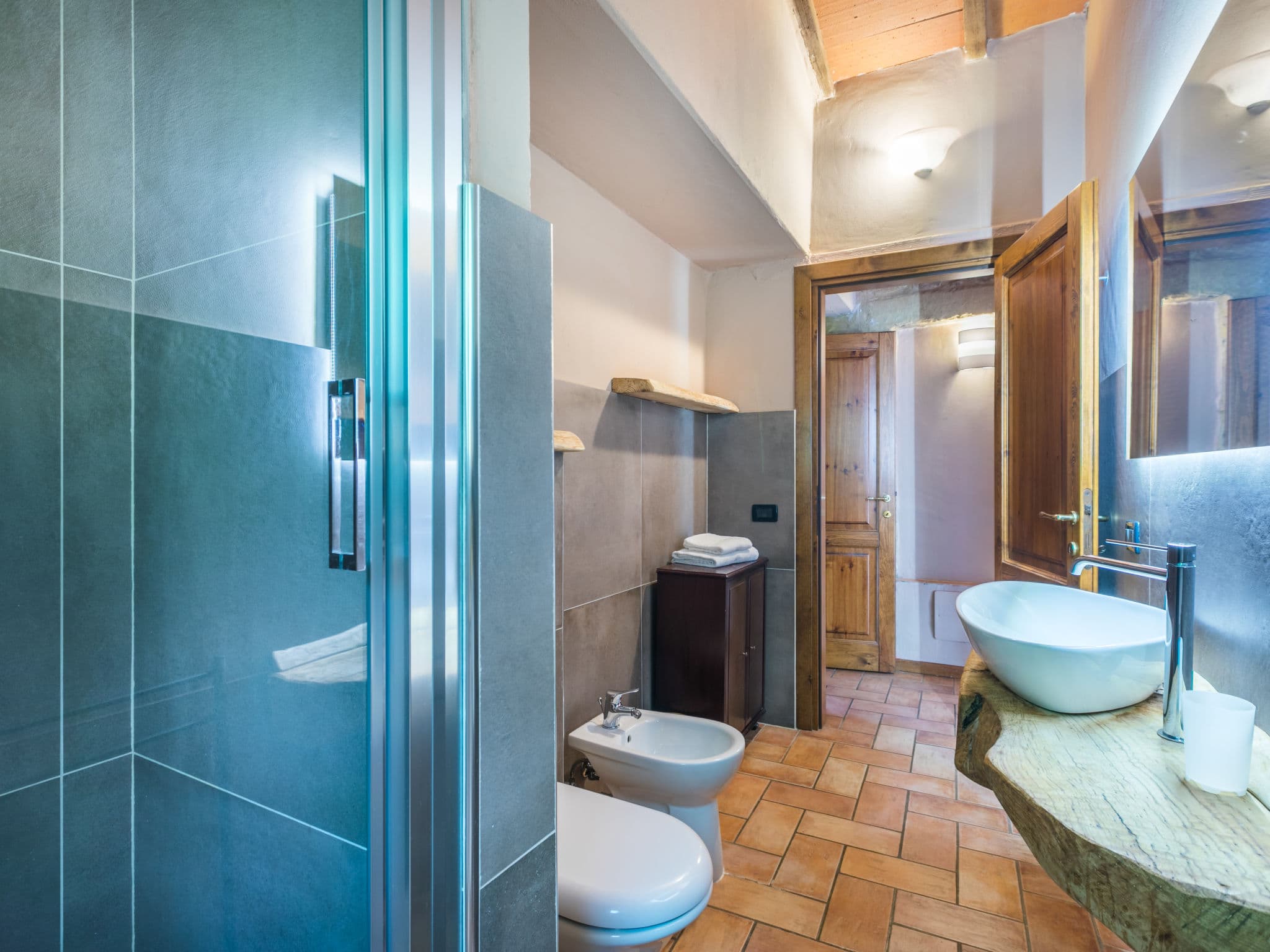 Bathroom / Wellness