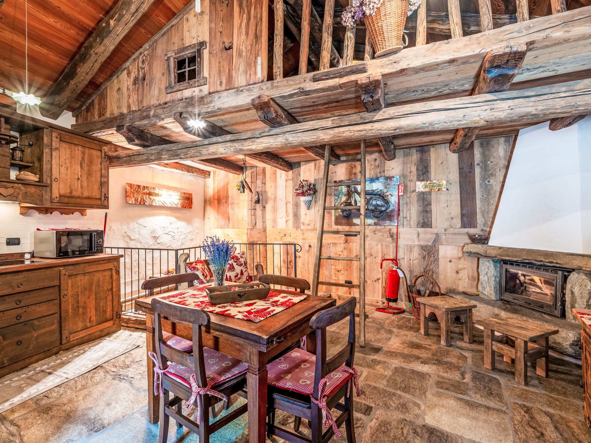 Kitchen / Dining Room