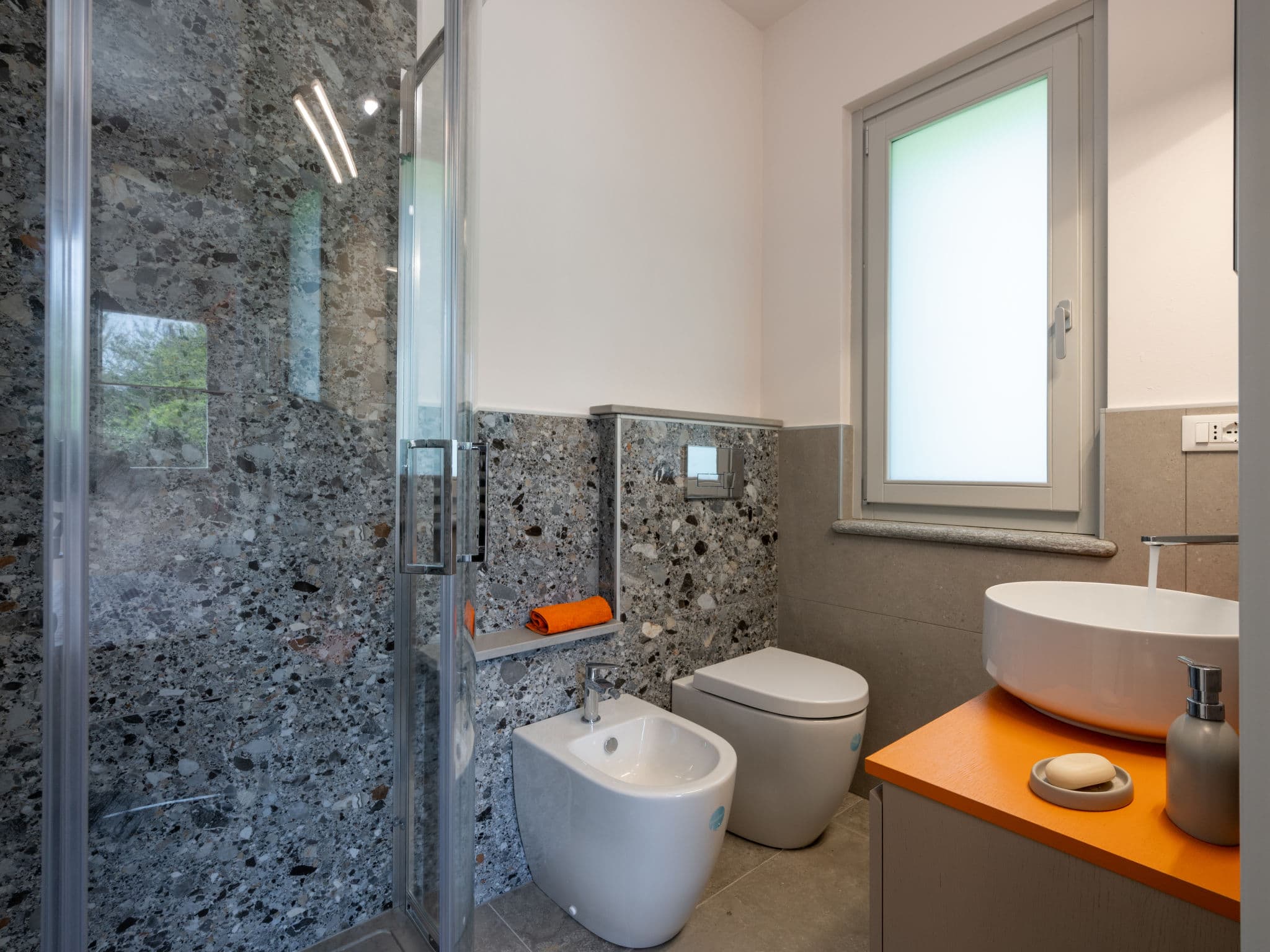Bathroom / Wellness