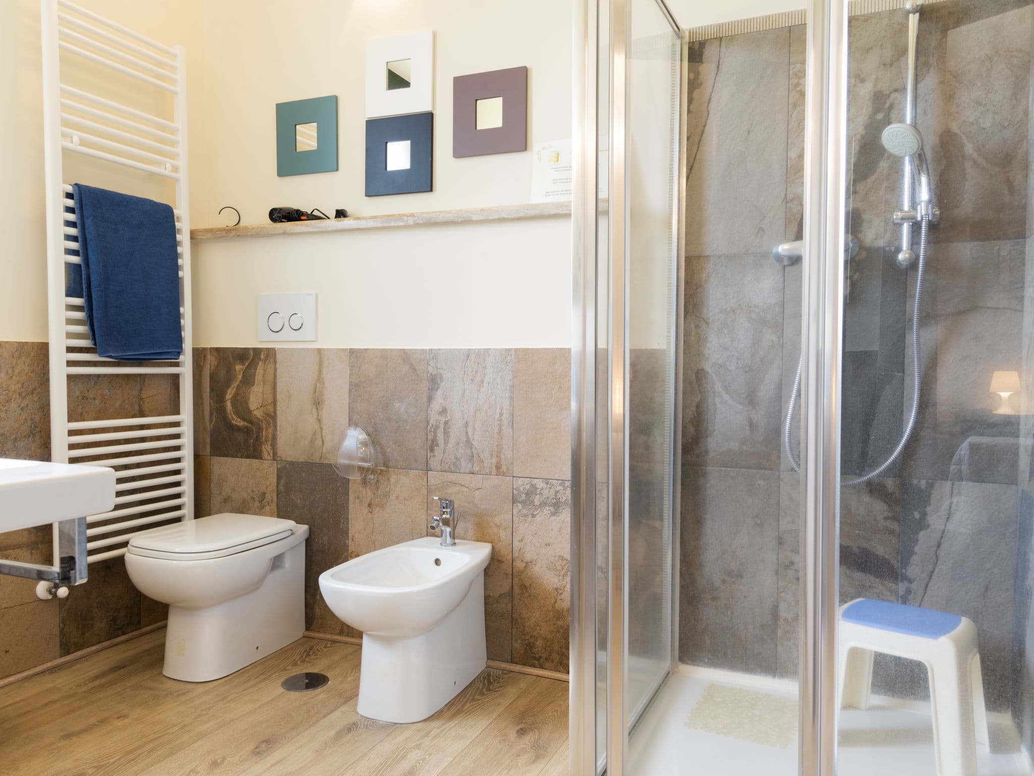 Bathroom / Wellness