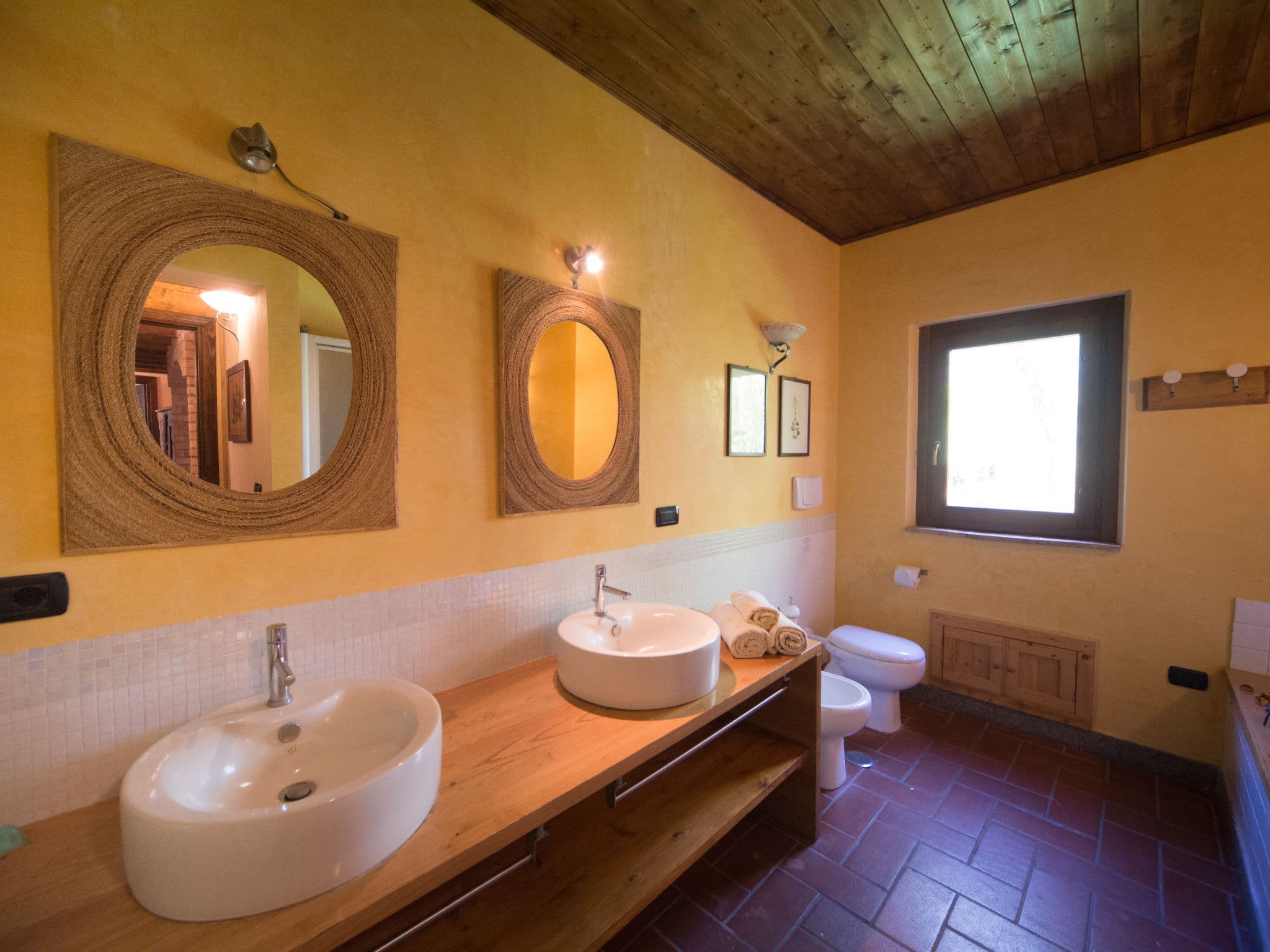 Bathroom / Wellness