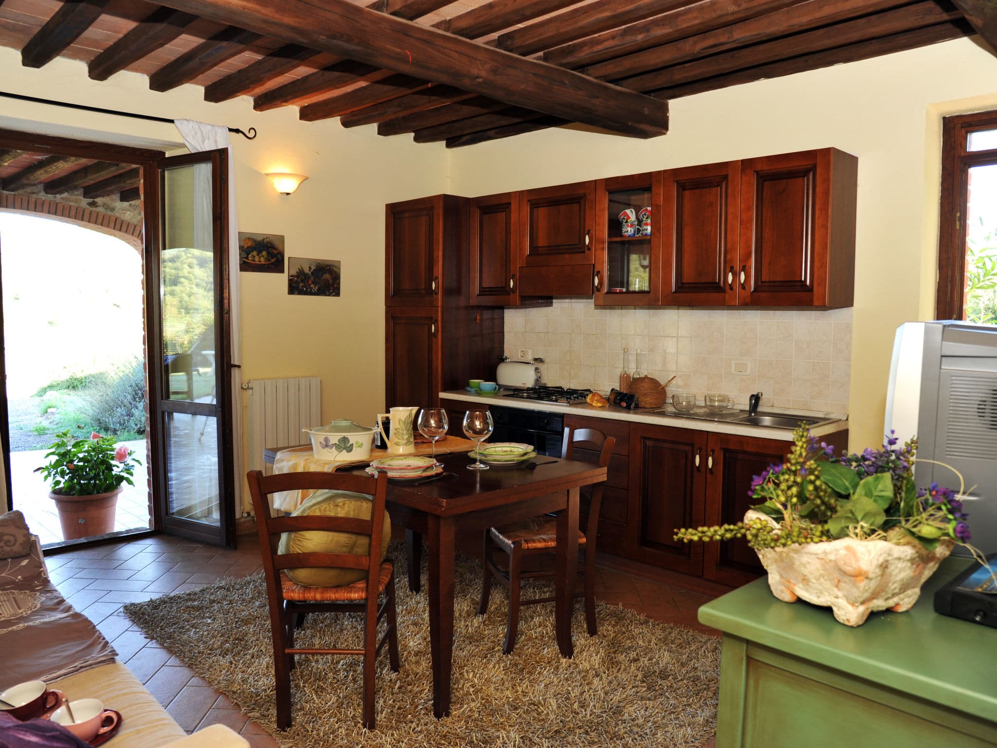 Kitchen / Dining Room
