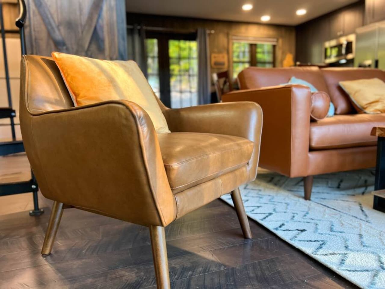 Super comfy genuine leather lounger