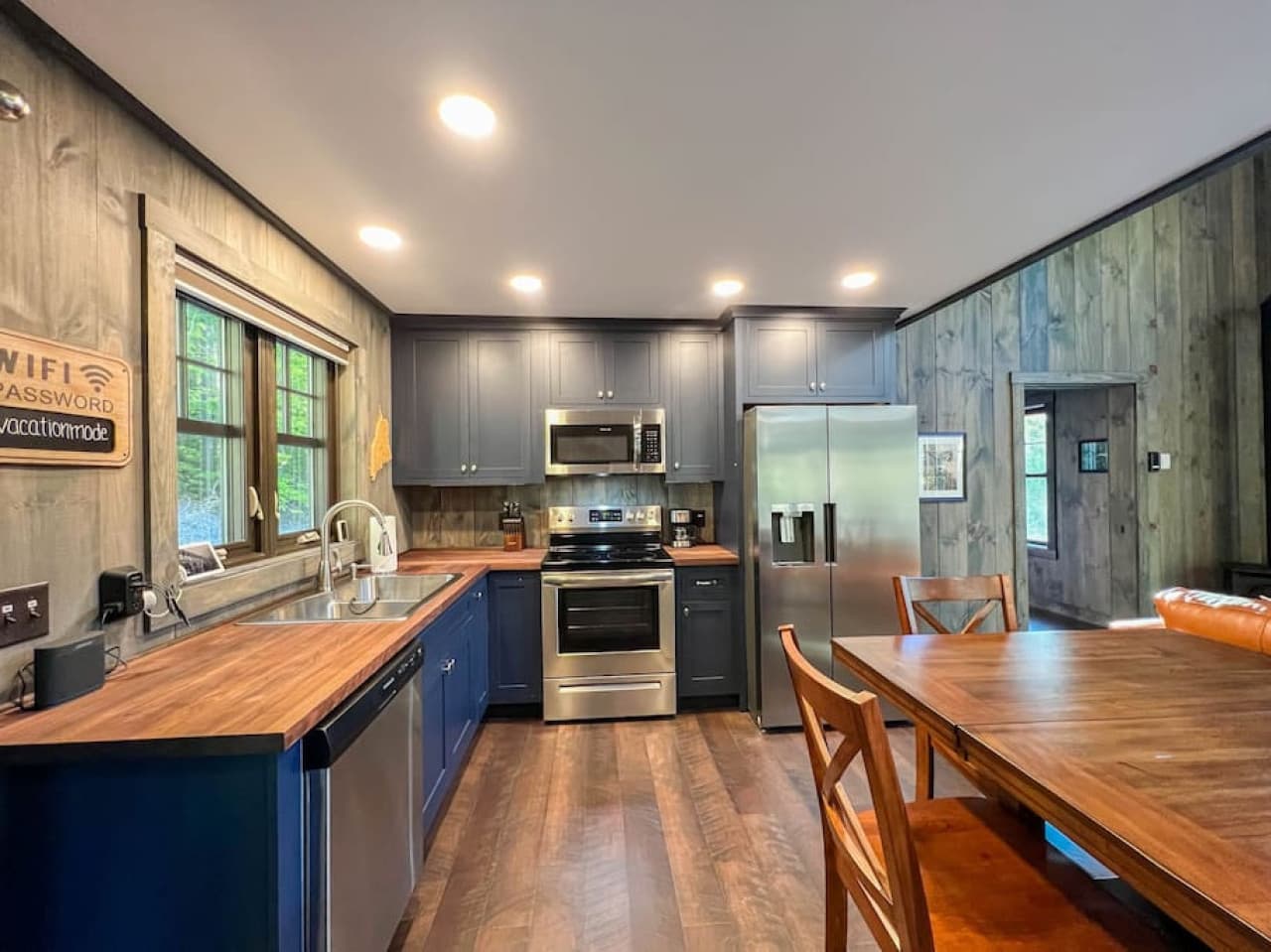 Fully equipped kitchen