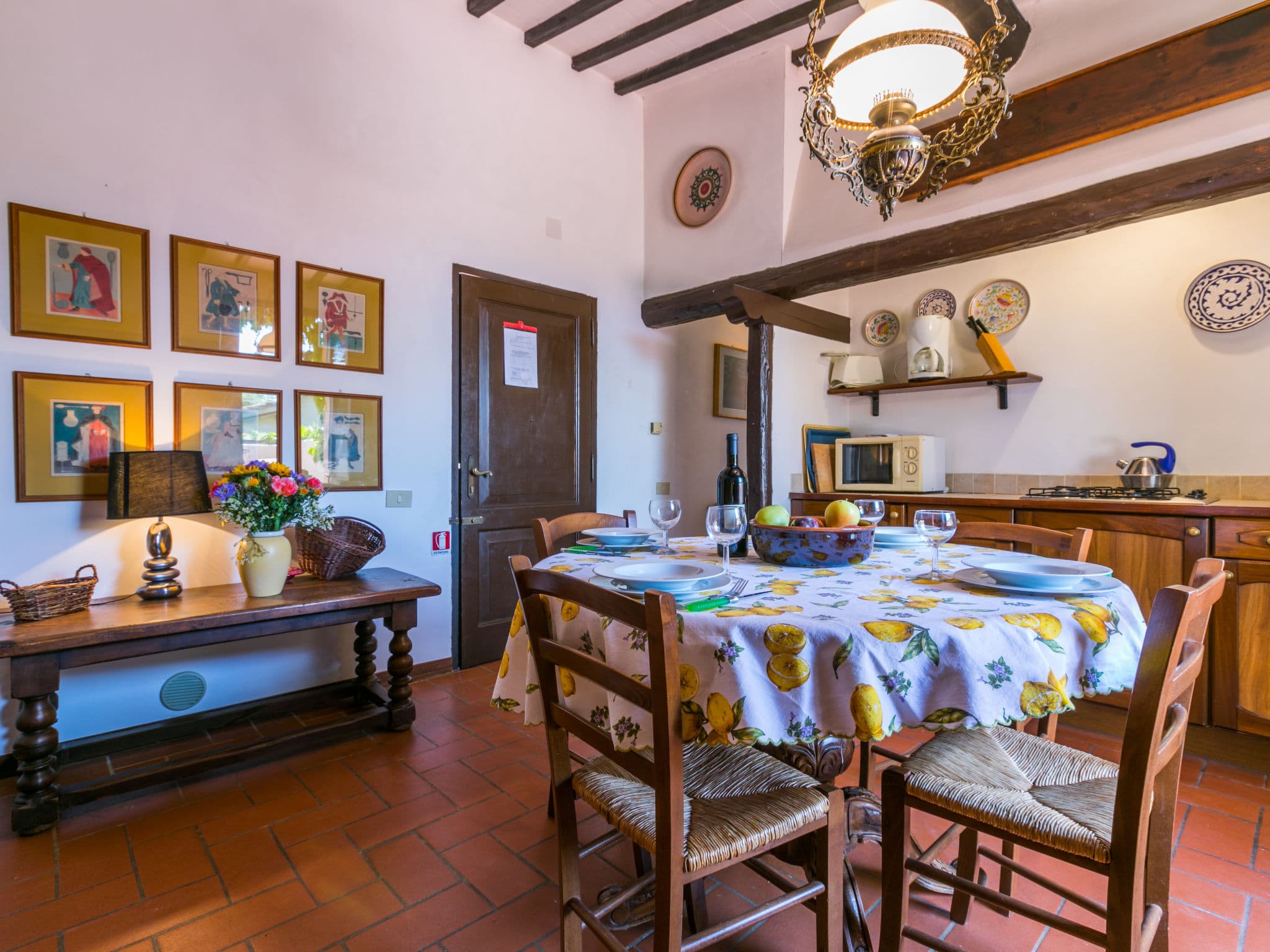 Kitchen / Dining Room
