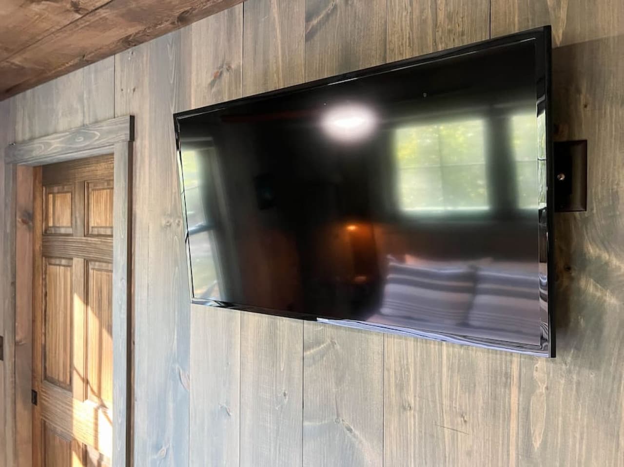 40 Inch Samsung 1080P TV
