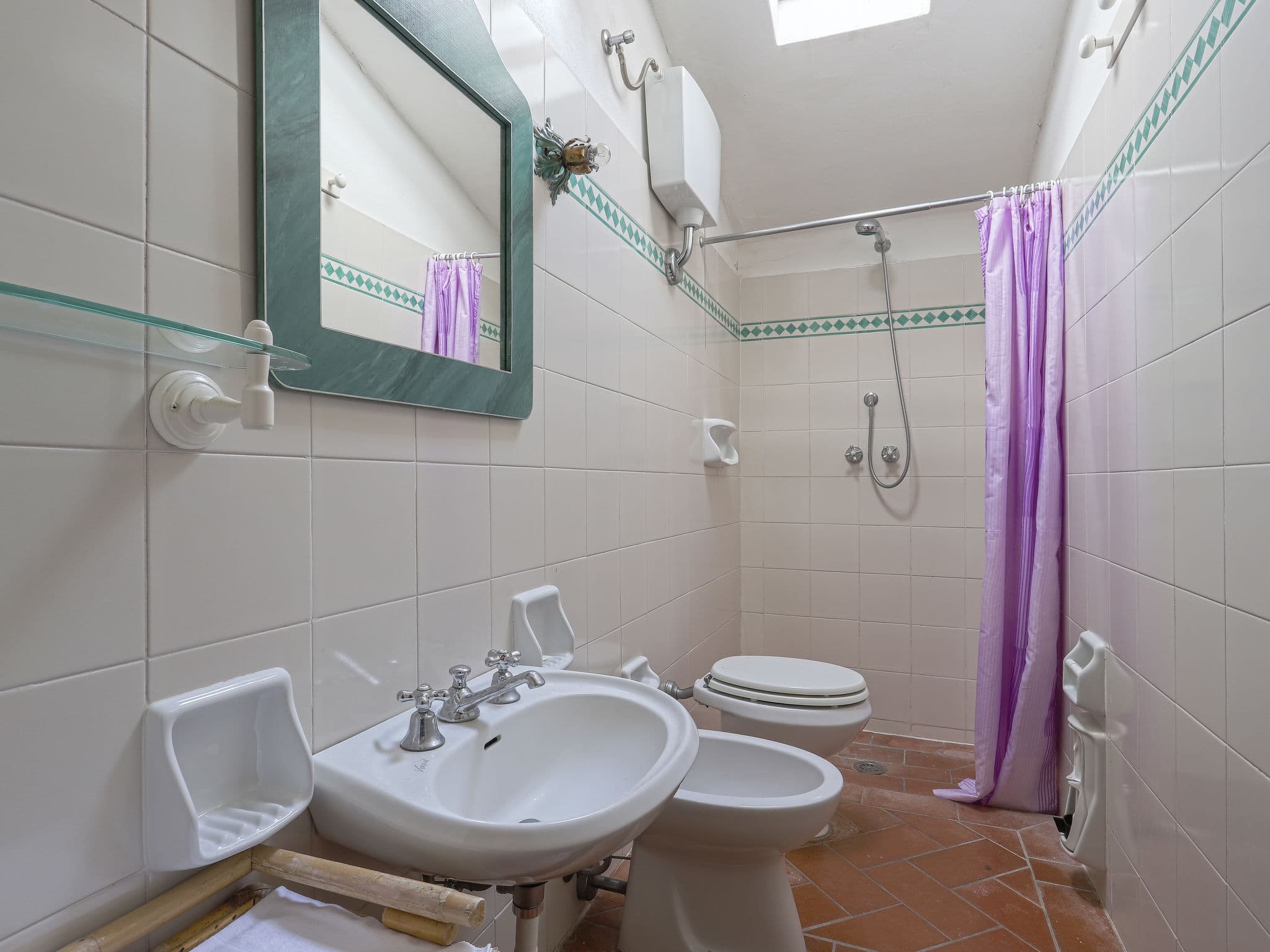 Bathroom / Wellness