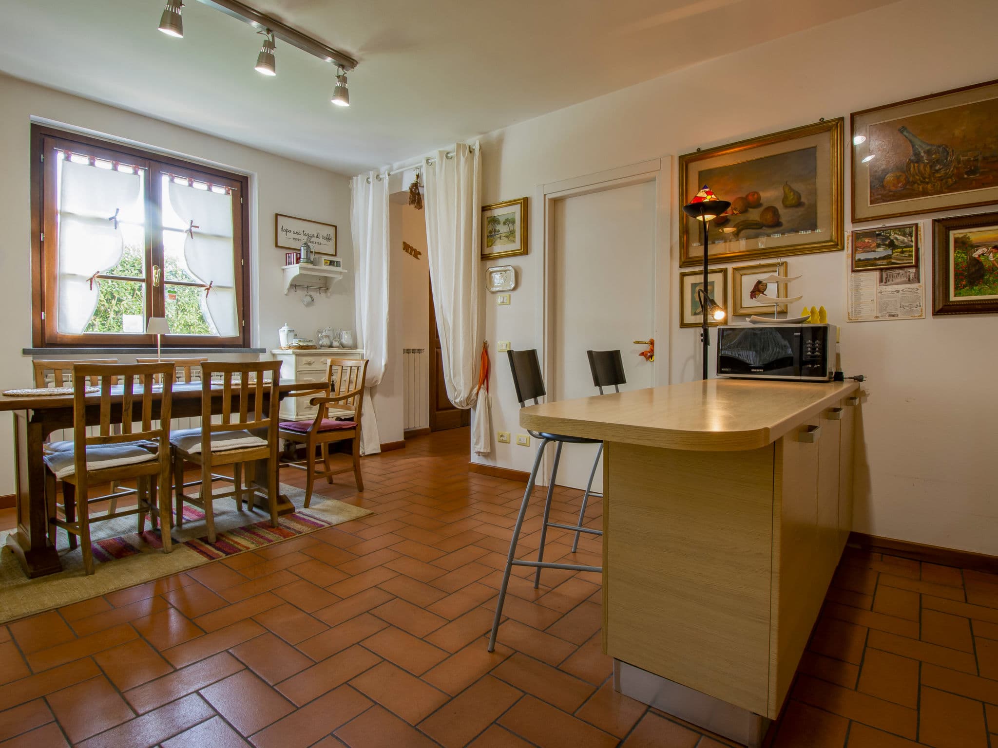Kitchen / Dining Room