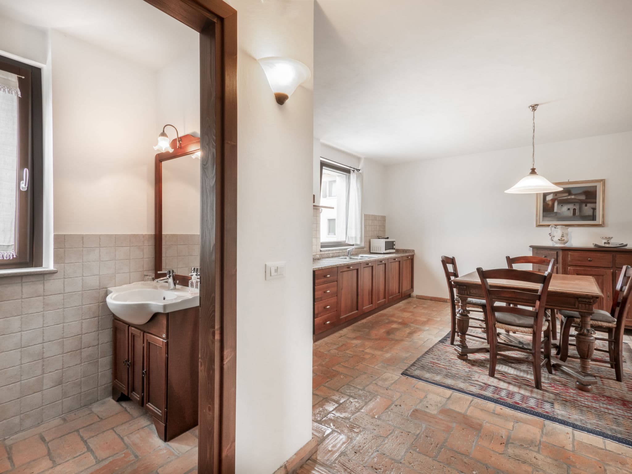 Kitchen / Dining Room