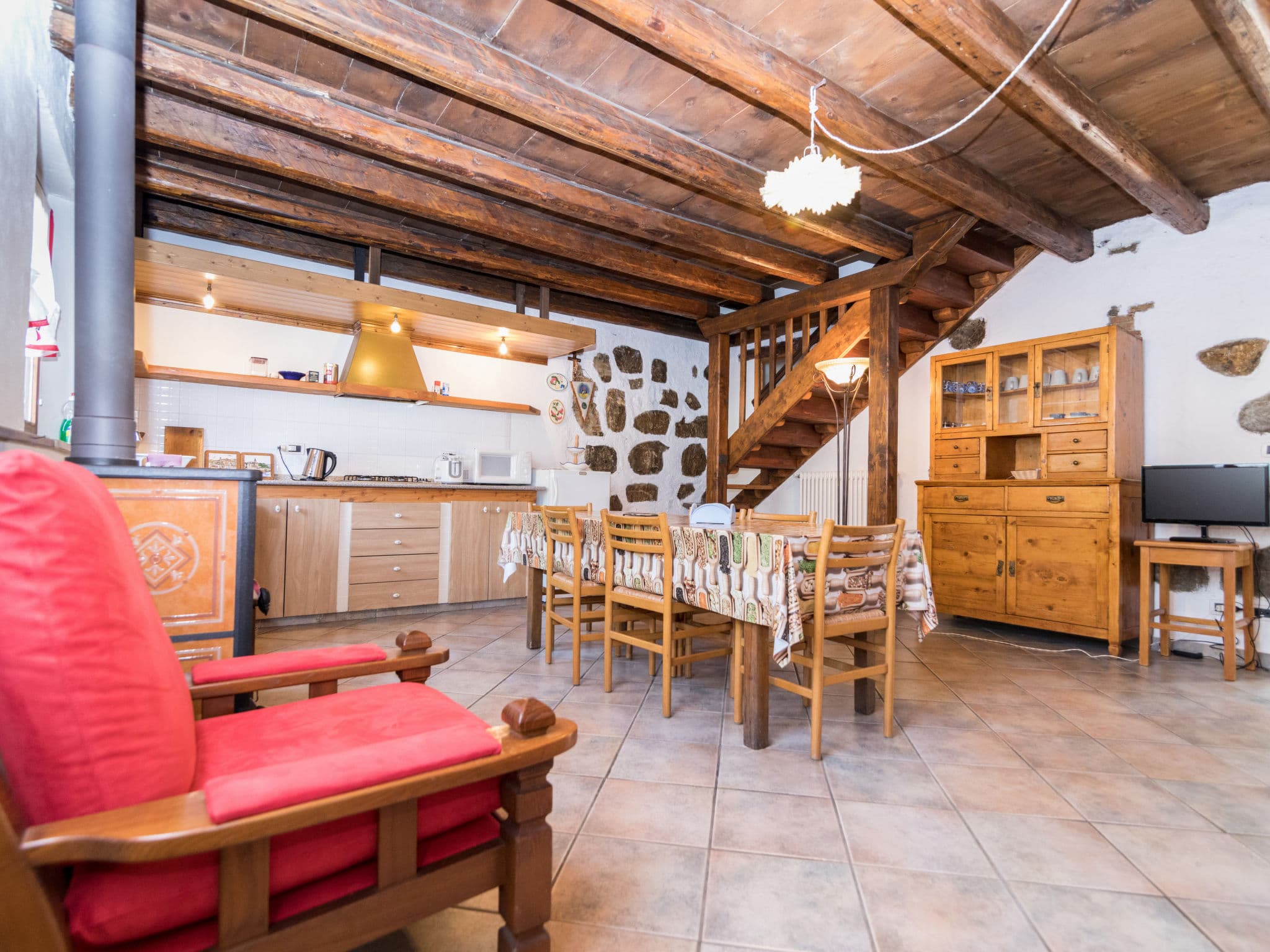 Kitchen / Dining Room