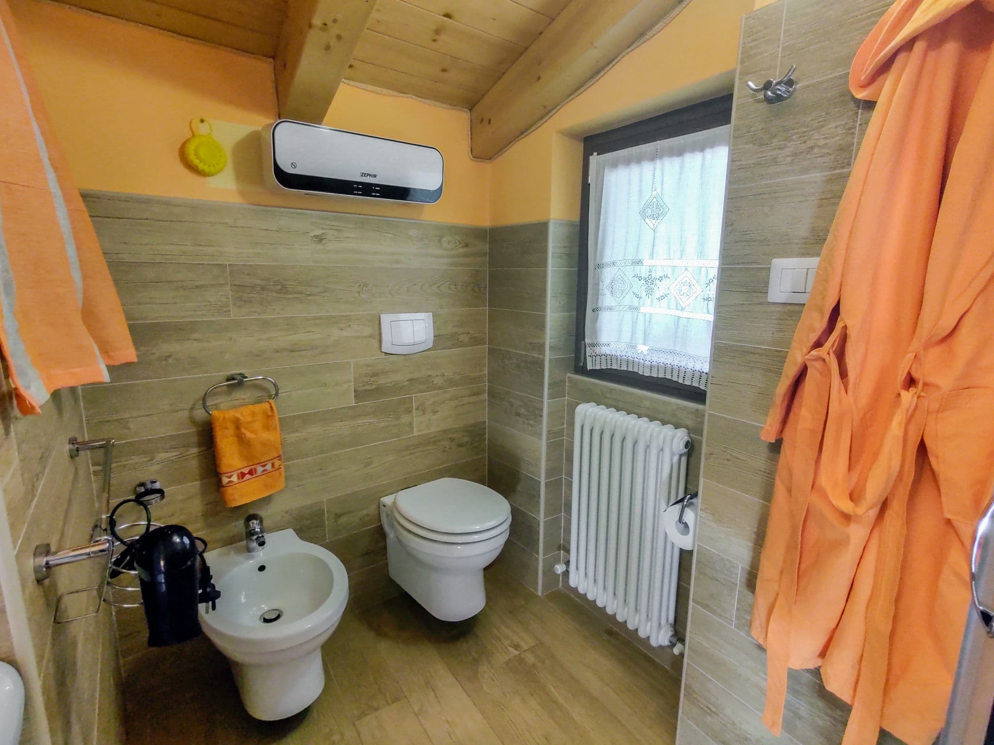 Bathroom / Wellness