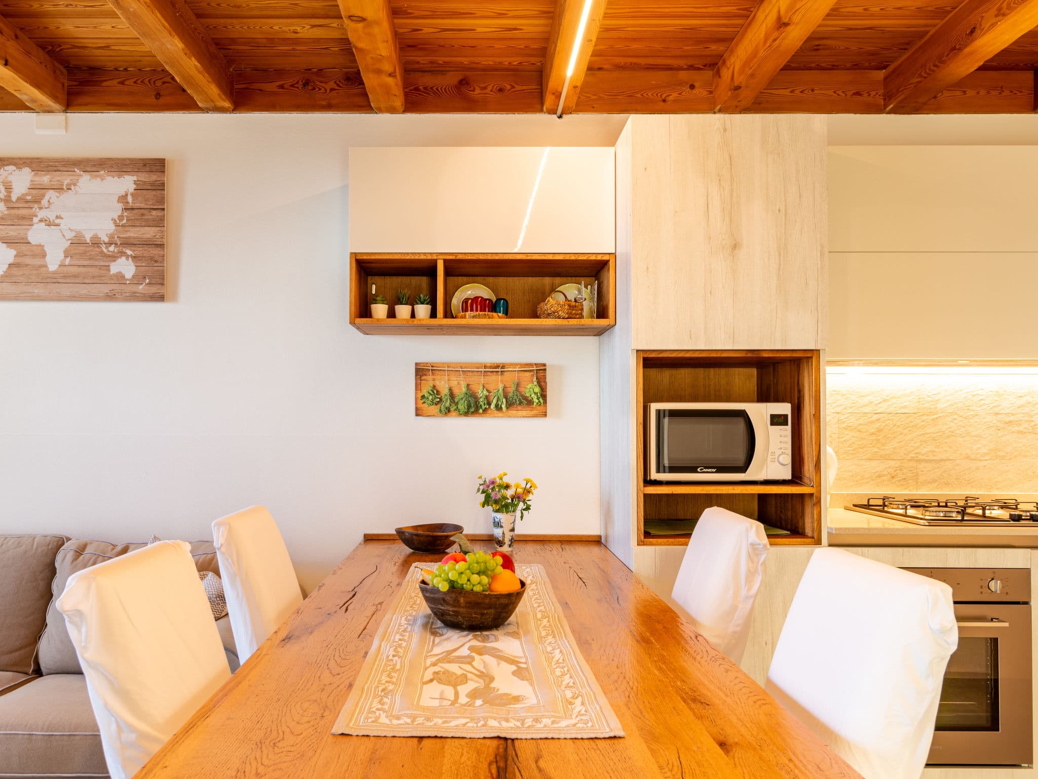 Kitchen / Dining Room