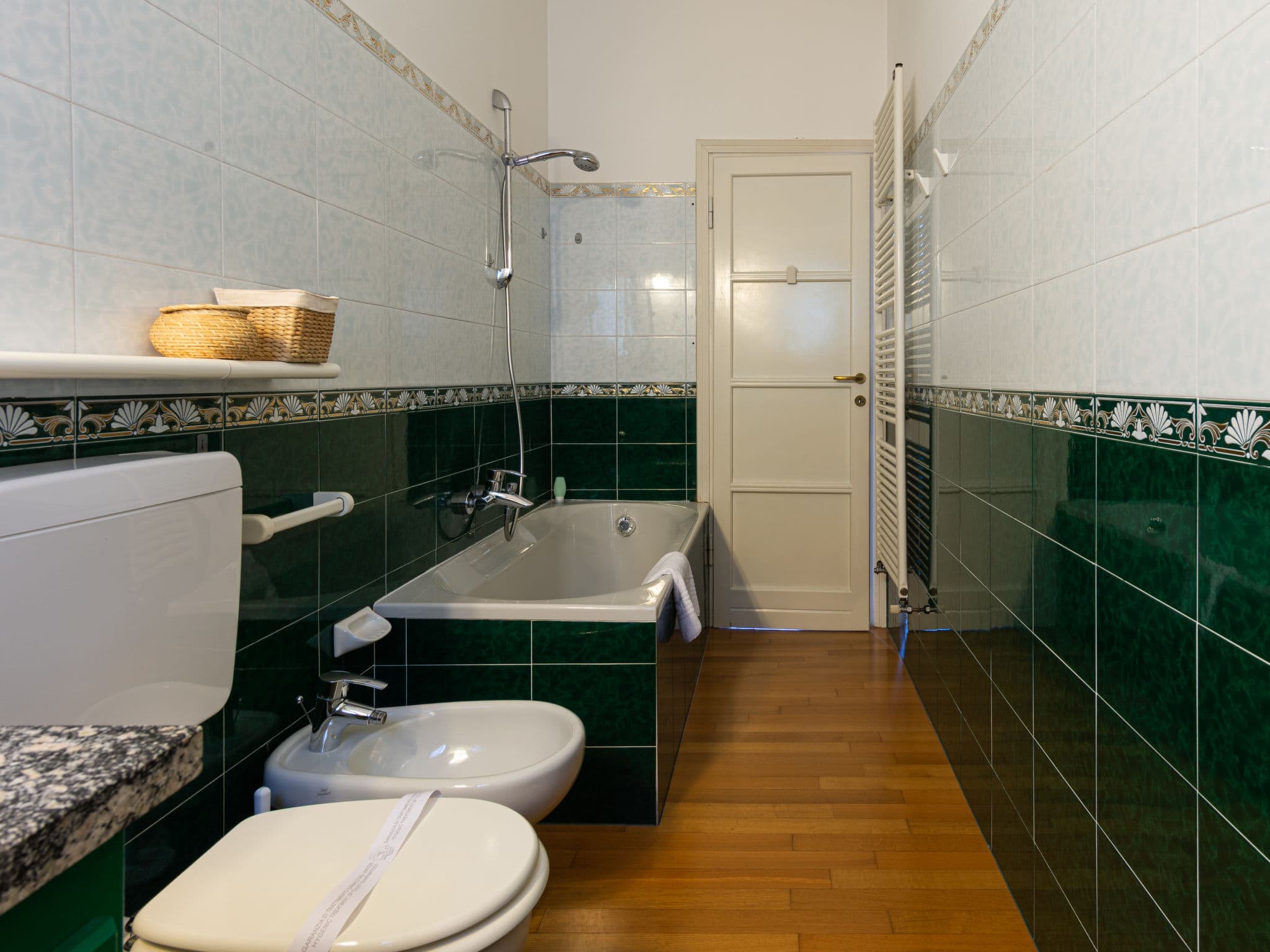 Bathroom / Wellness