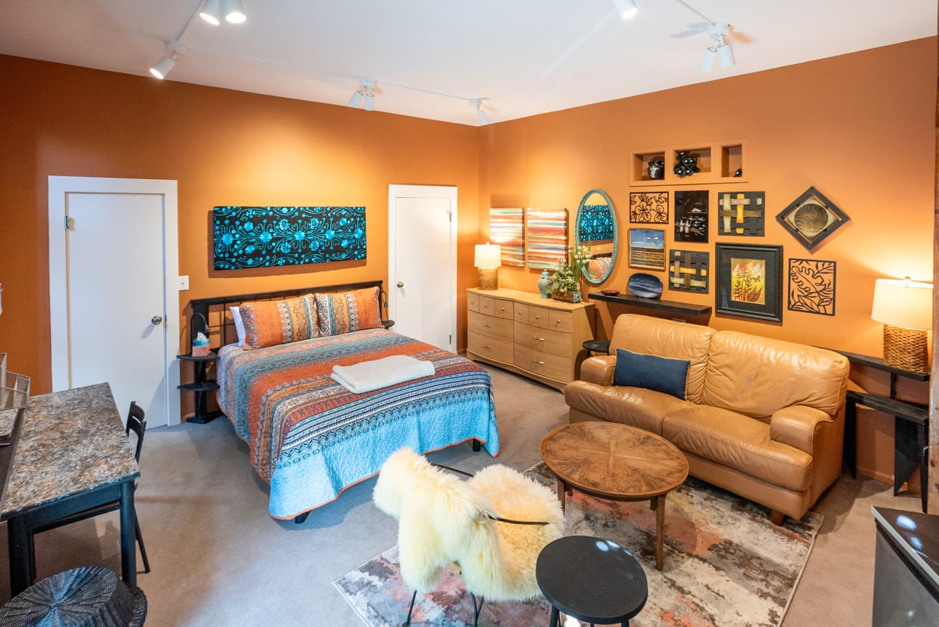 Boho Studio on 8th Ave West | Queen Anne, Seattle