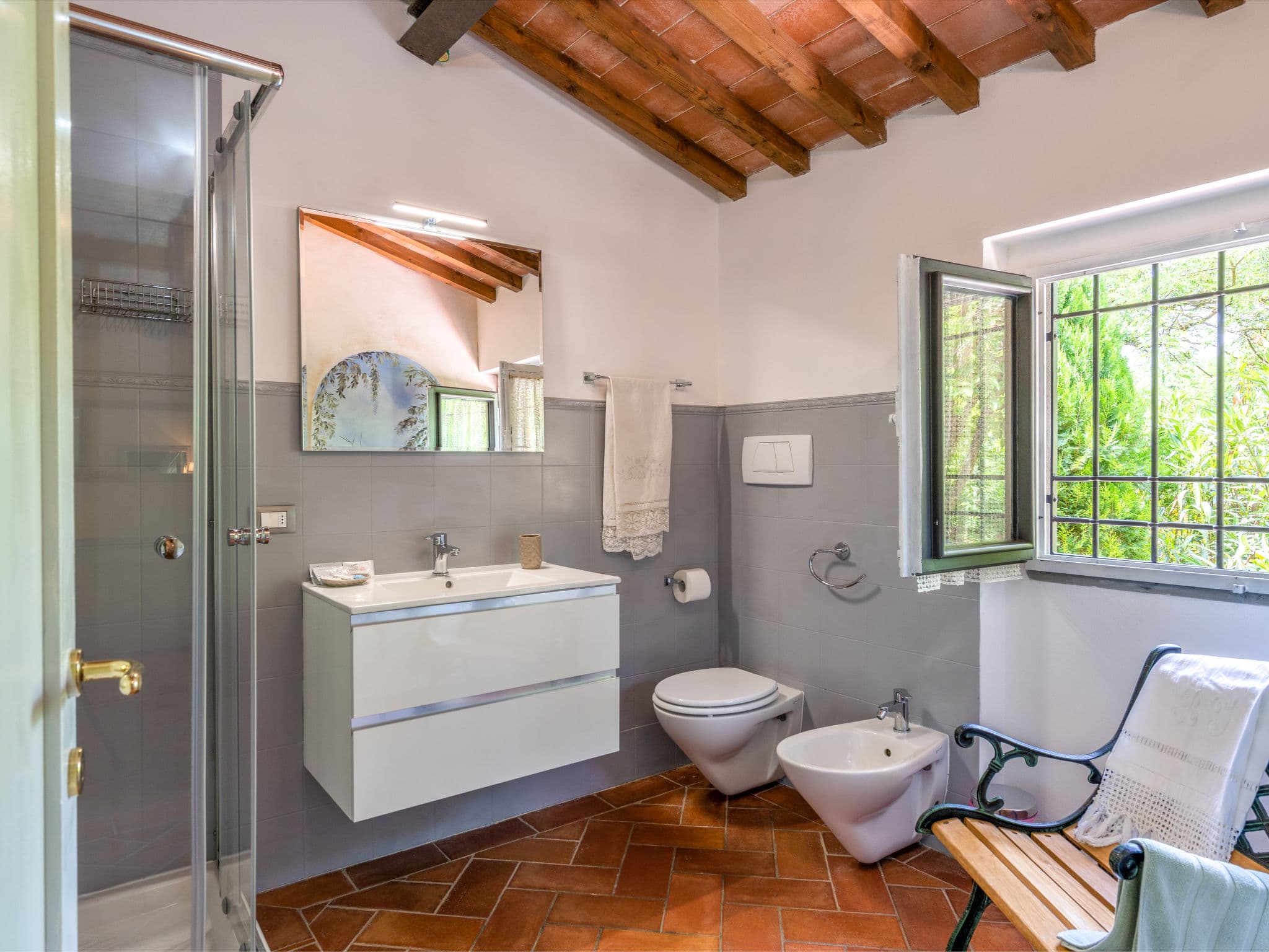 Bathroom / Wellness