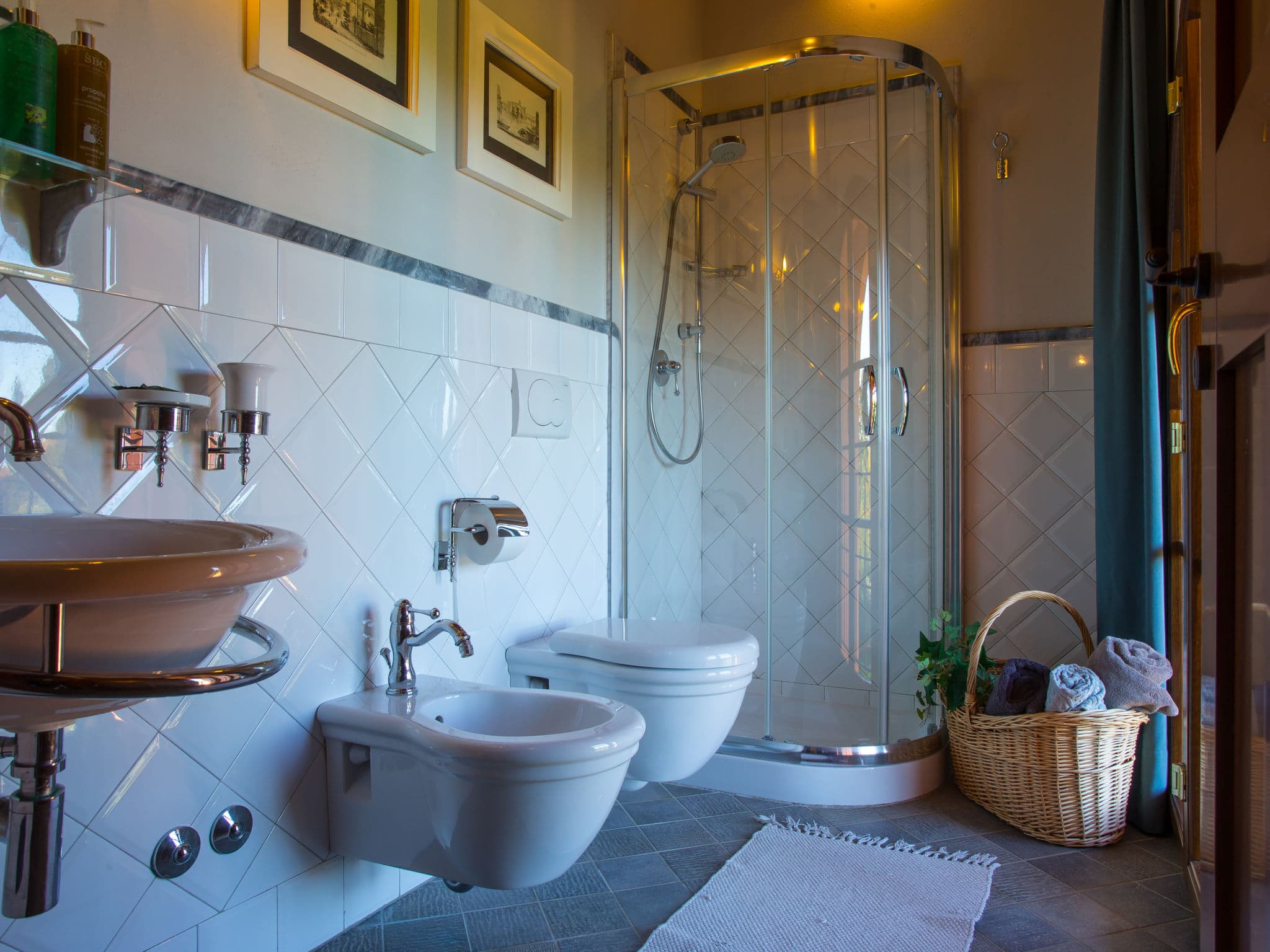 Bathroom / Wellness