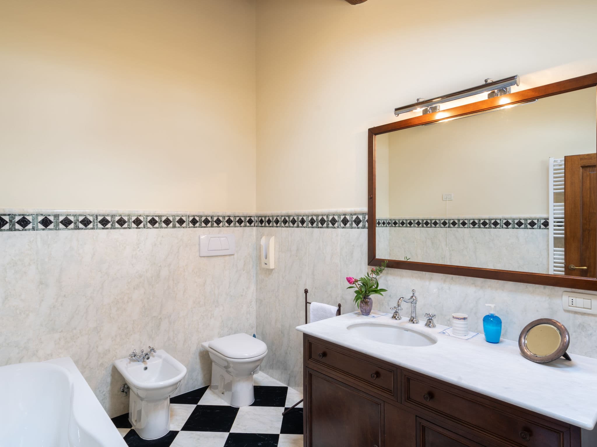 Bathroom / Wellness