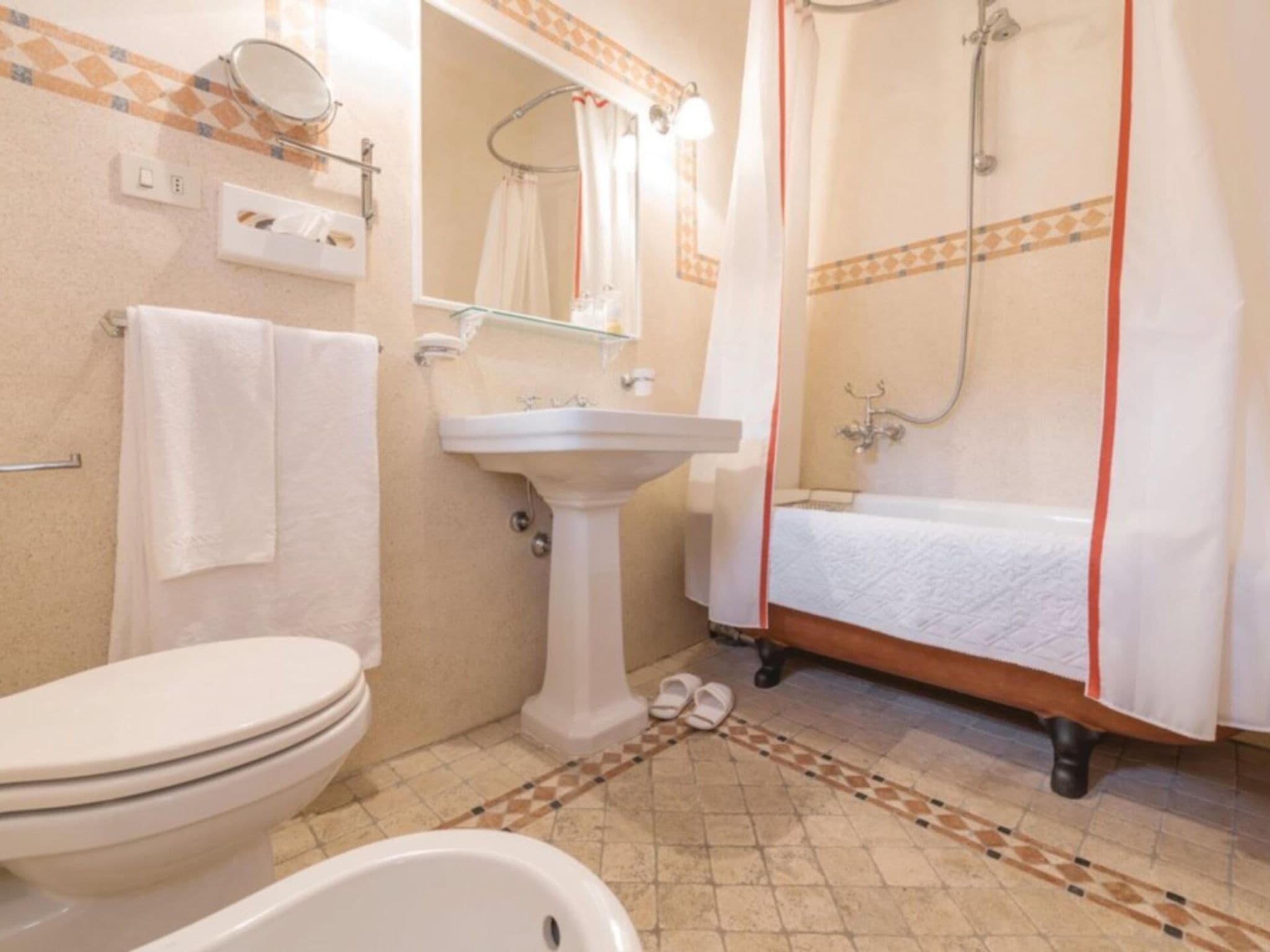 Bathroom / Wellness